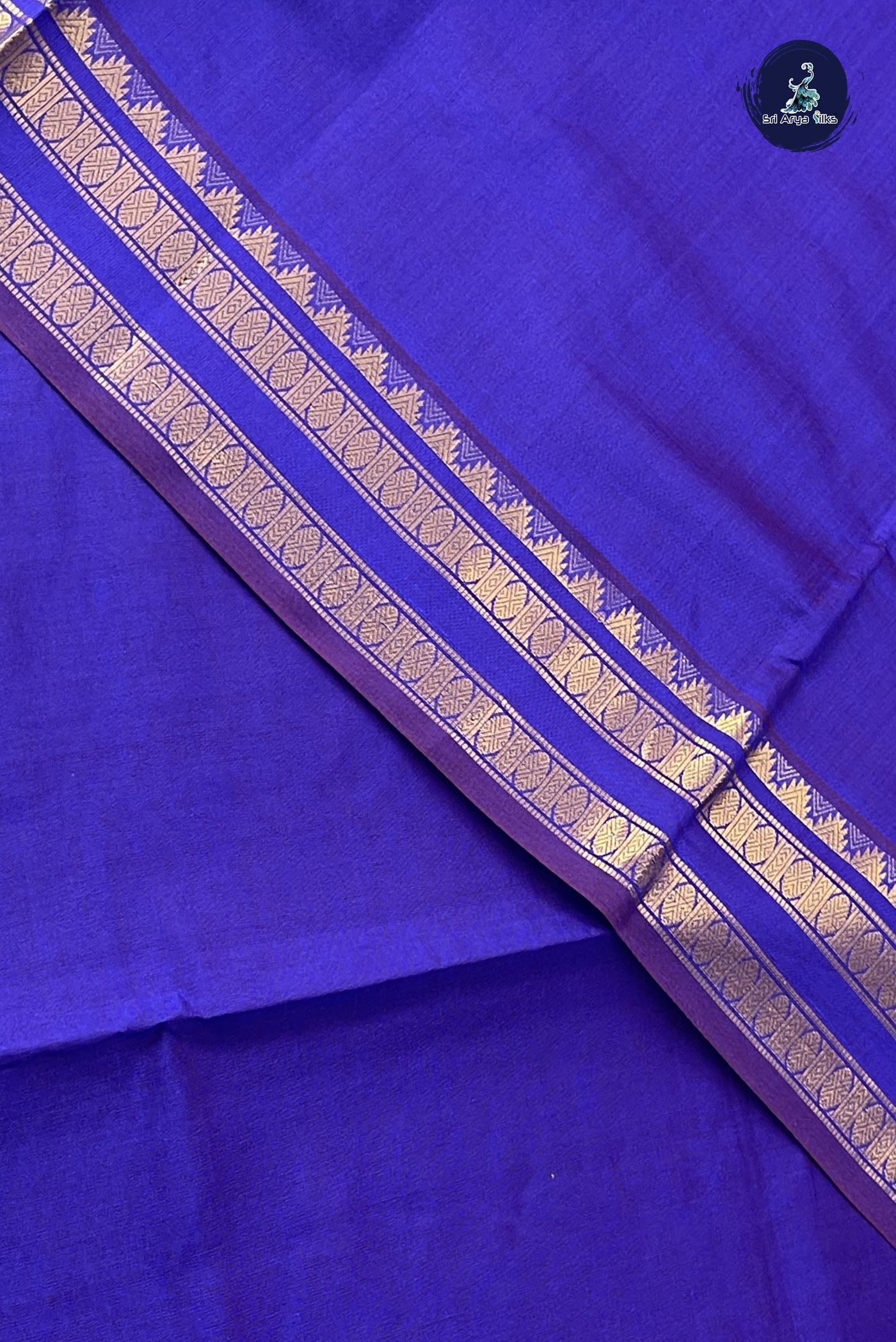 Violet Kanchi Semi Silk Cotton Saree With Plain Pattern