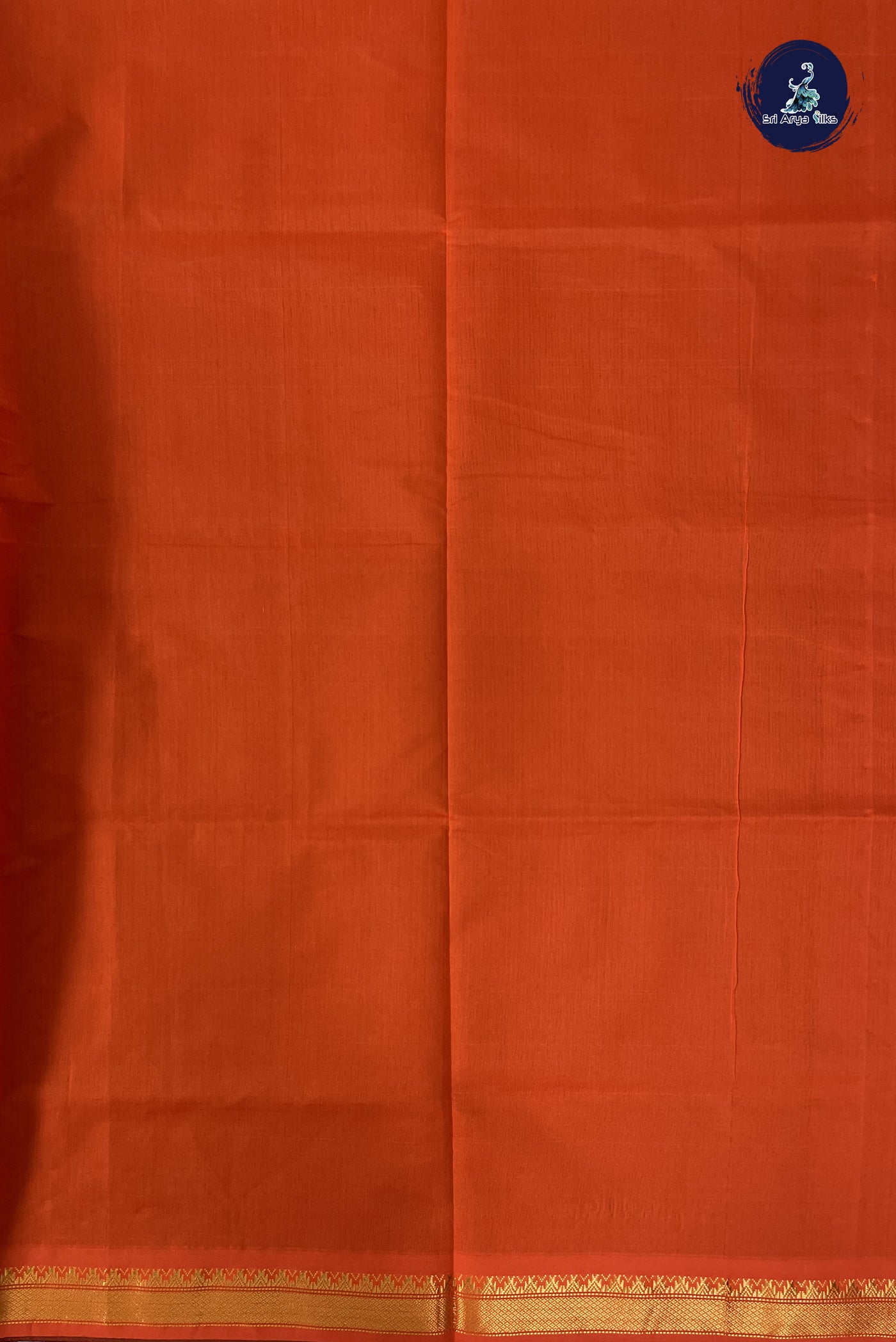 Black Kanchi Semi Silk Cotton Saree With Plain Pattern