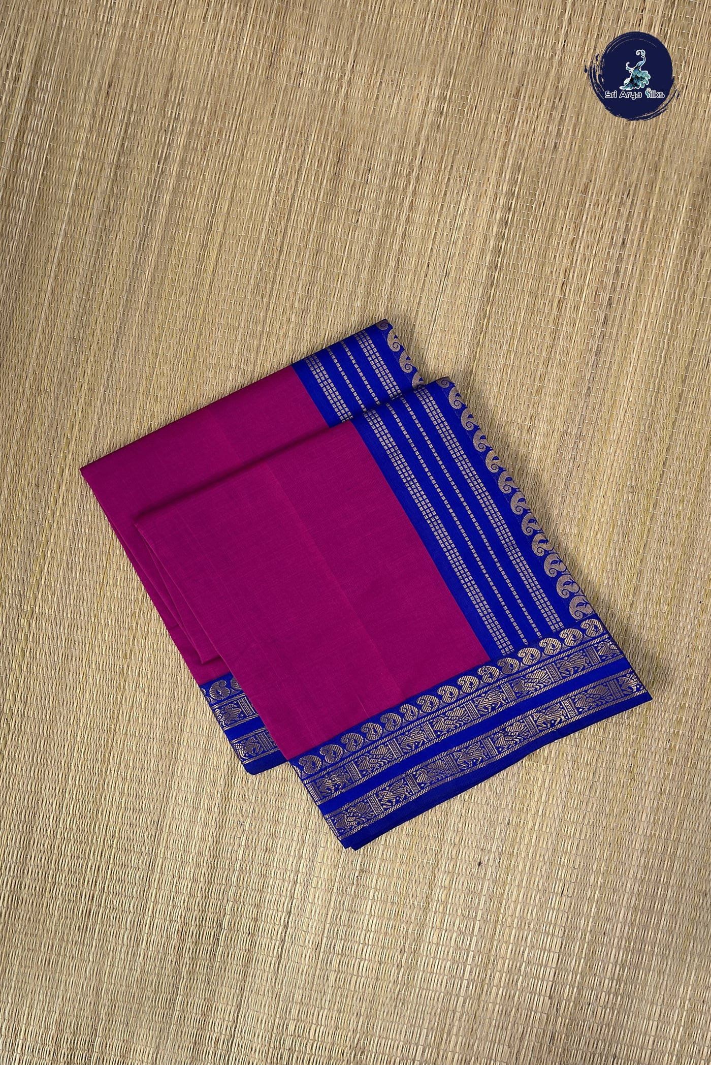 Magenta Kanchi Semi Silk Cotton Saree With Plain Pattern