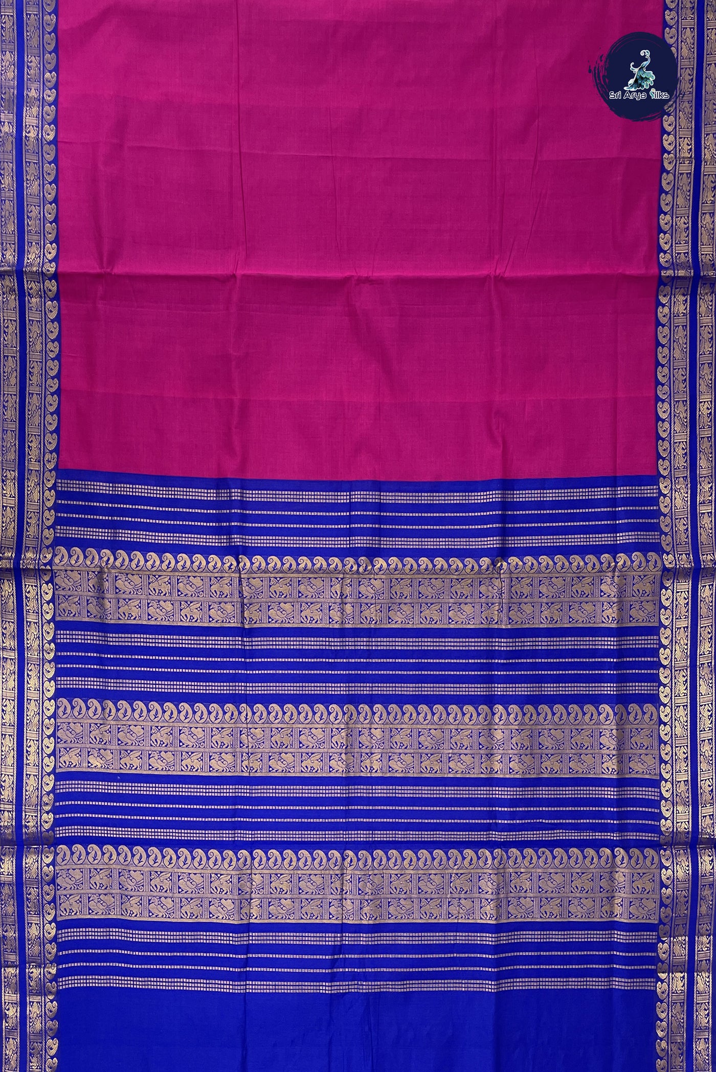 Magenta Kanchi Semi Silk Cotton Saree With Plain Pattern