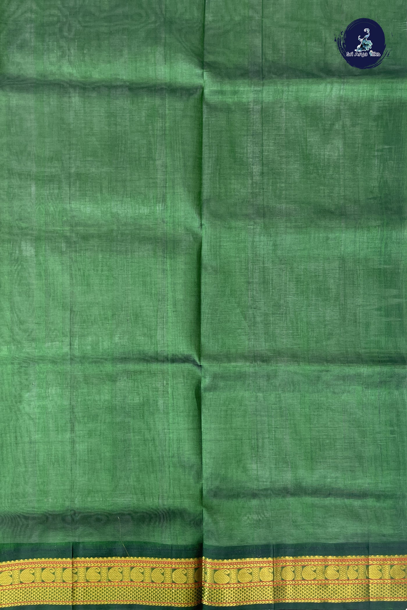 Grey Korvai Silk Cotton Saree With Plain Pattern