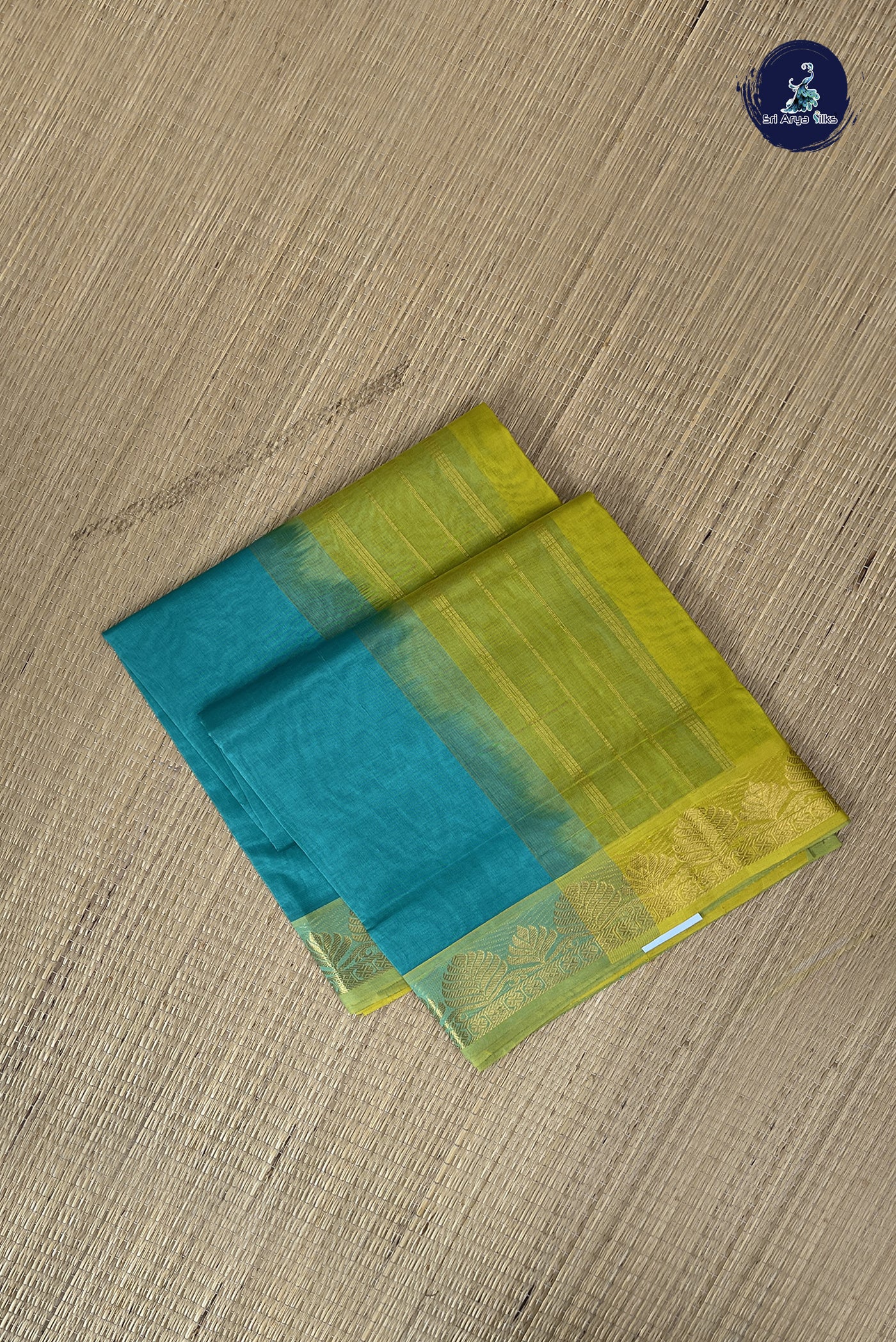 Turquoise Simple Silk Cotton Saree With Plain Pattern