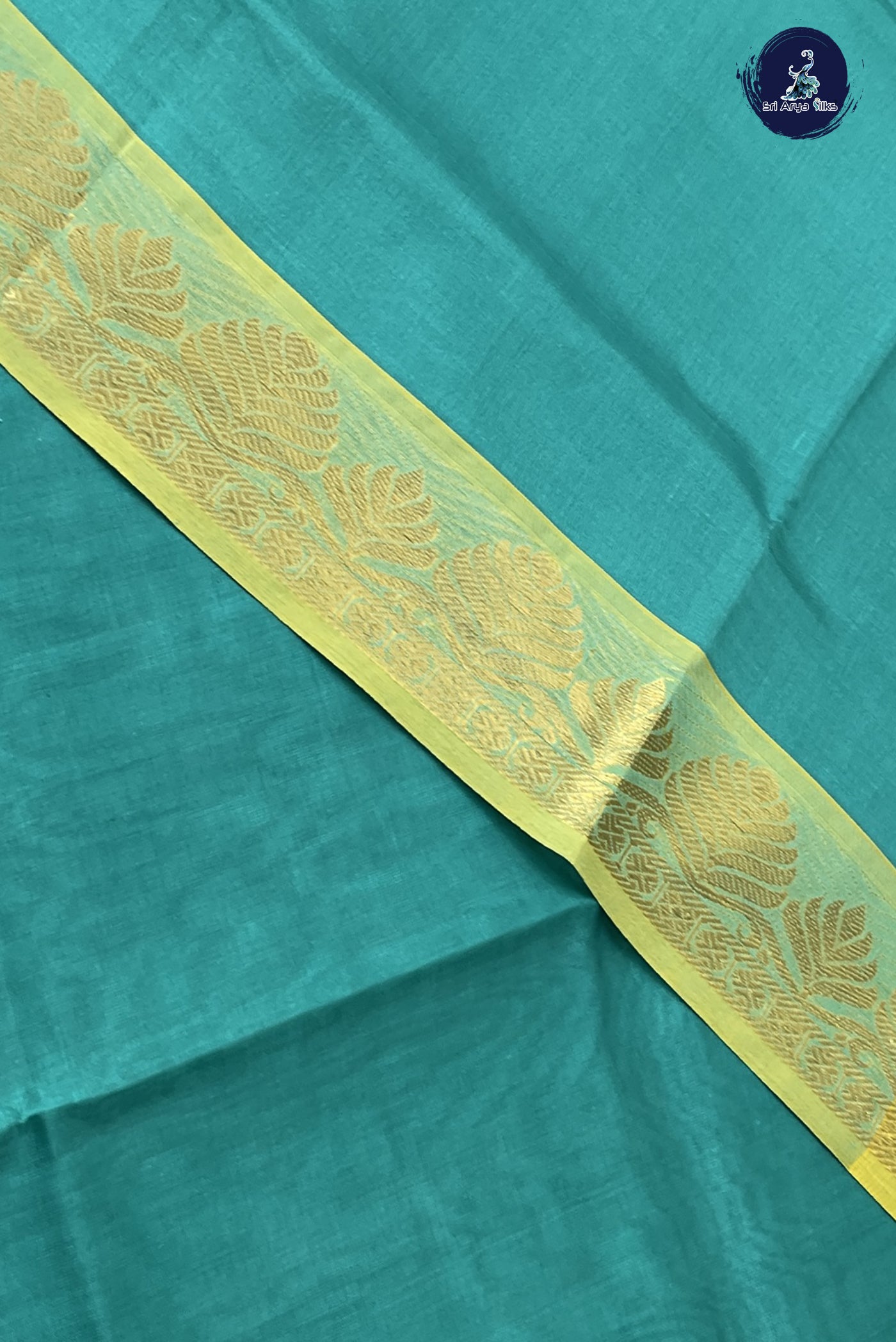 Turquoise Simple Silk Cotton Saree With Plain Pattern