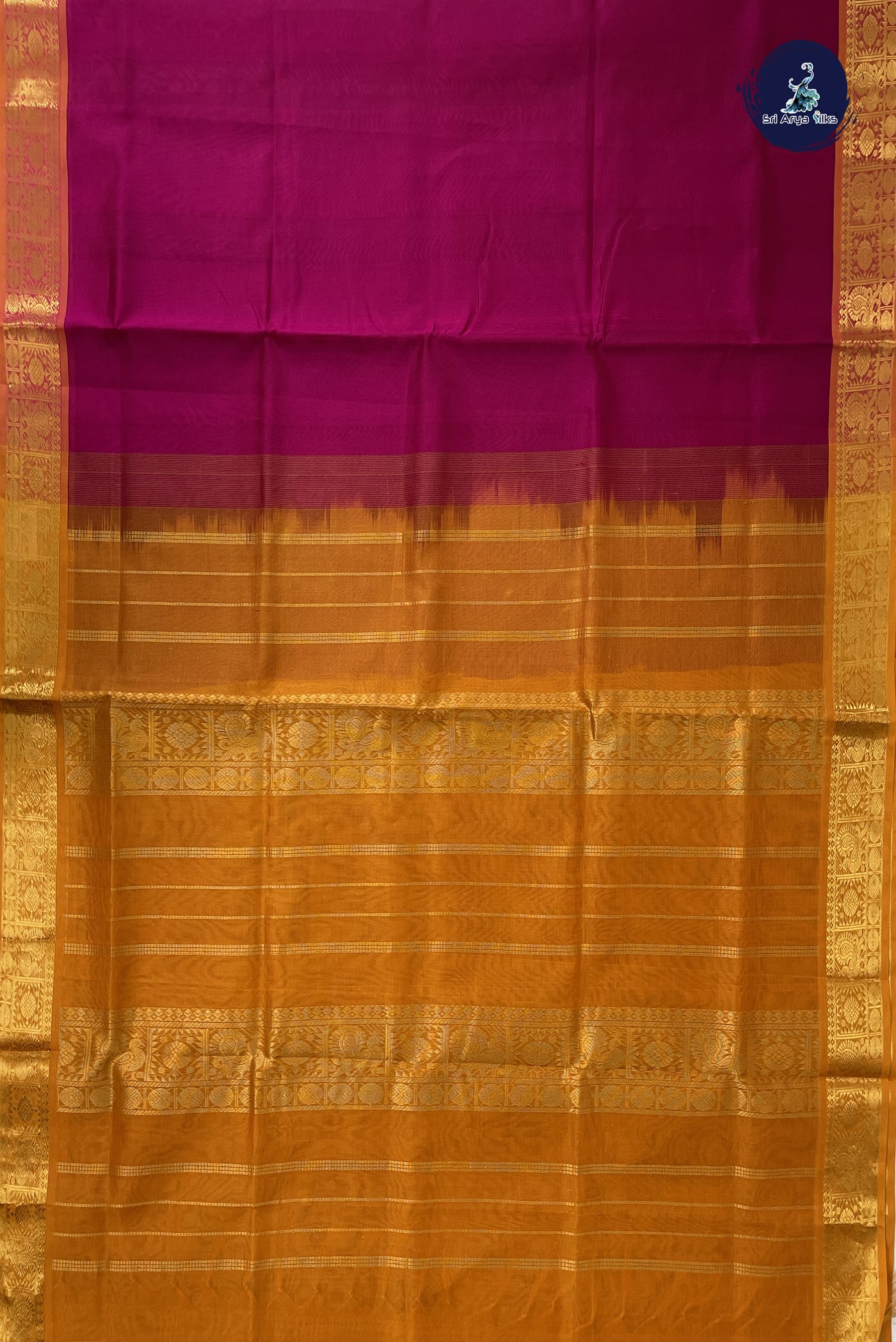 Magenta Simple Silk Cotton Saree With Plain Pattern