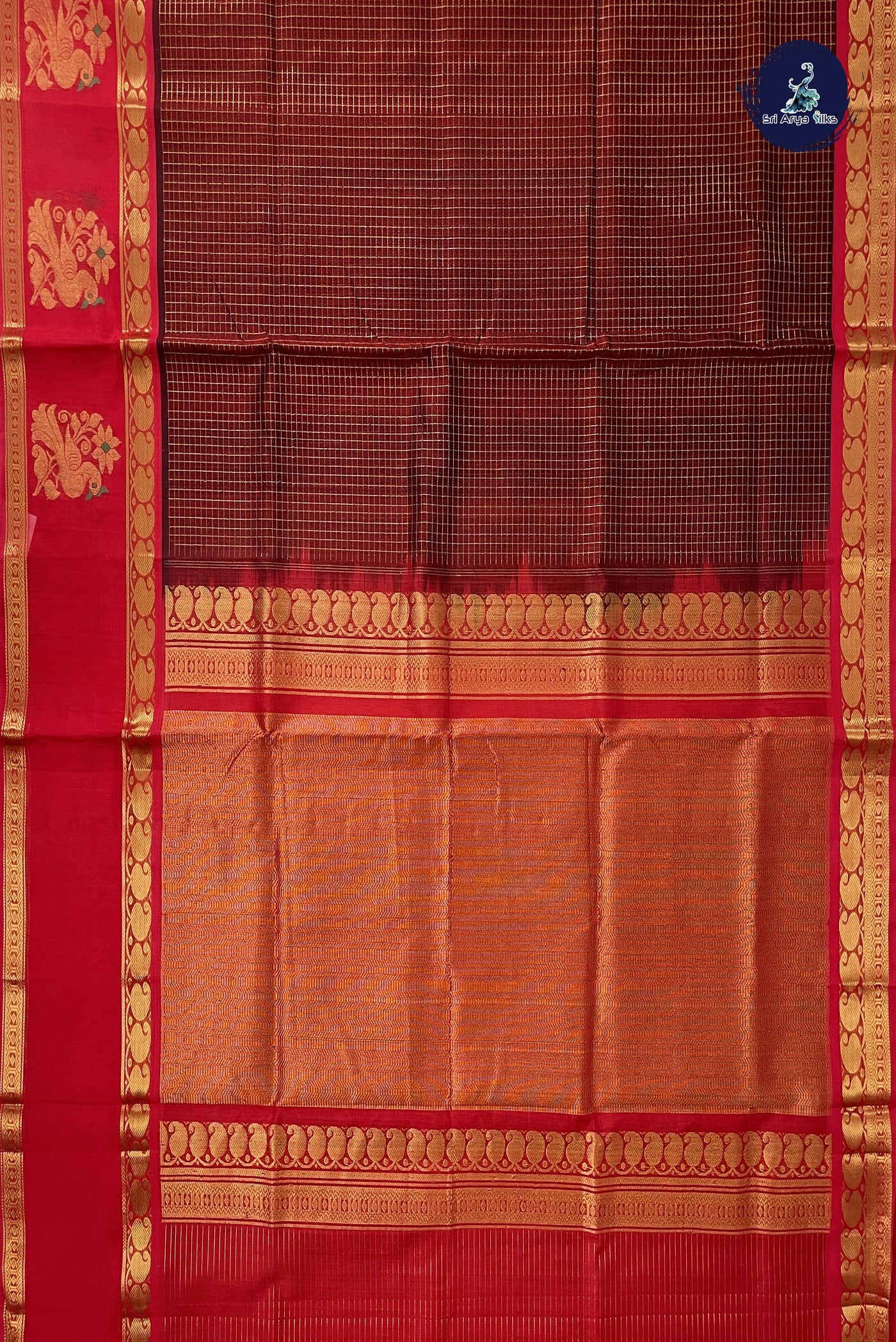 Dual Tone Maroon Checked Saree With Zari Checked Pattern