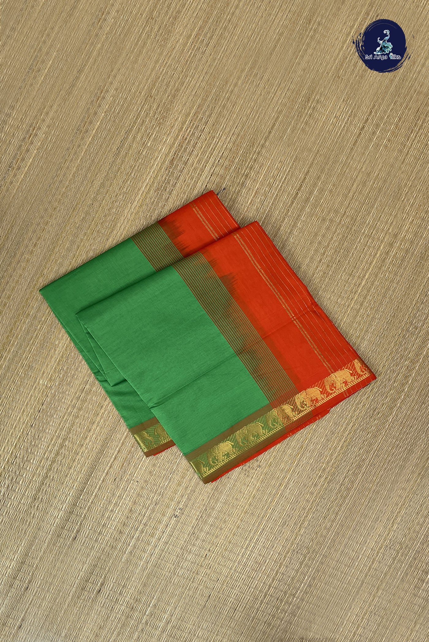 Parrot Green Kanchi Semi Silk Cotton Saree With Plain Pattern