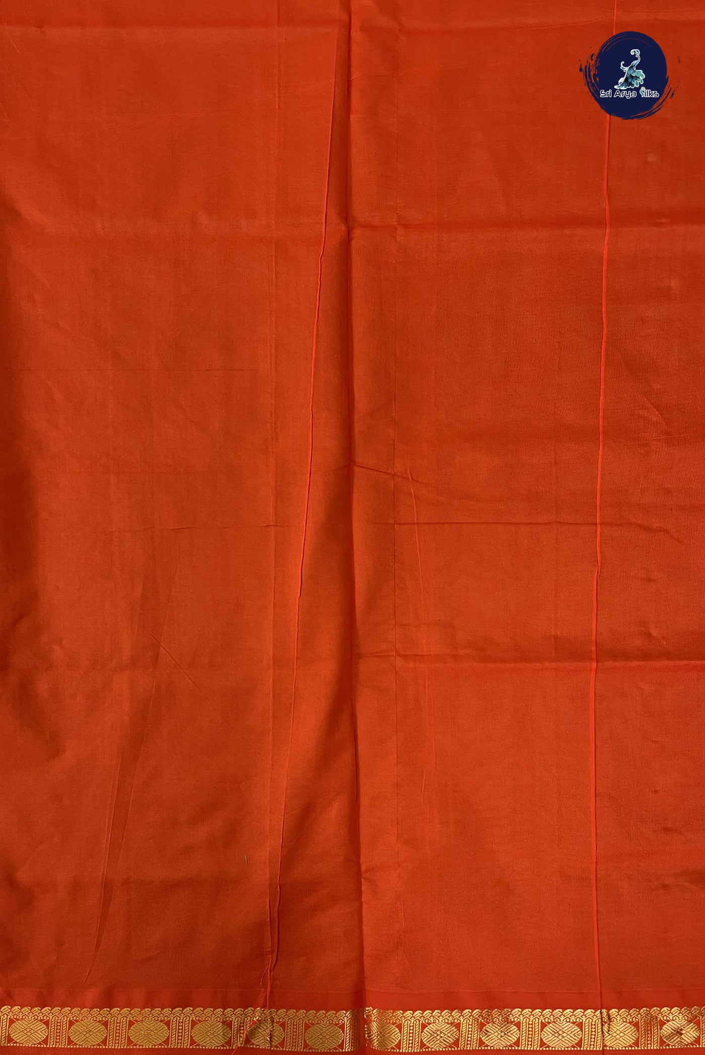 Parrot Green Kanchi Semi Silk Cotton Saree With Plain Pattern