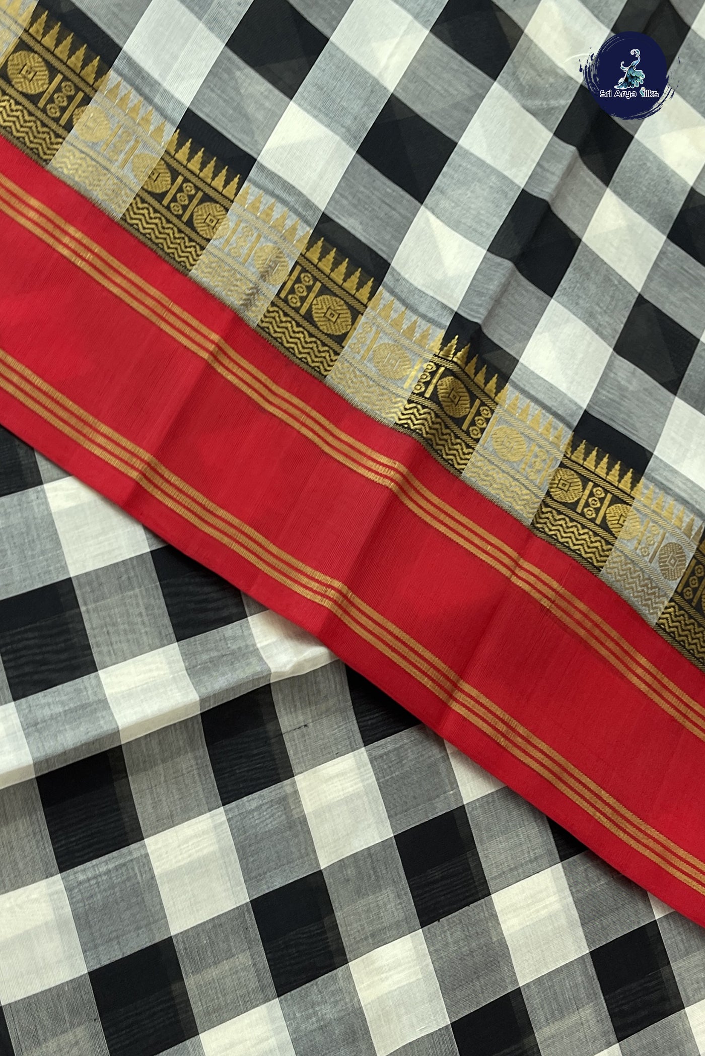 Multi Colour Checked Saree With Paalum Pazham Kattam Pattern