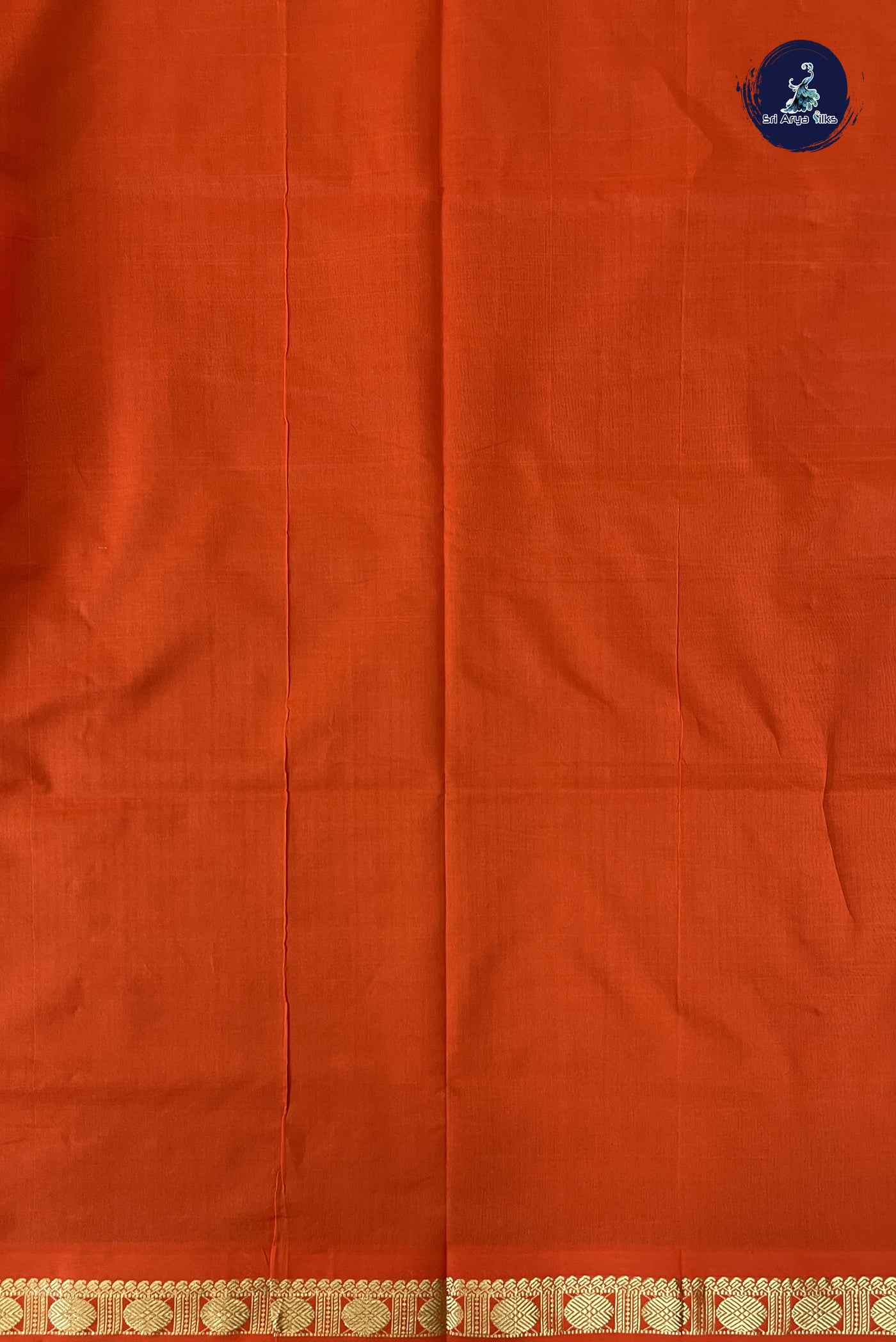 Green Kanchi Semi Silk Cotton Saree With Plain Pattern