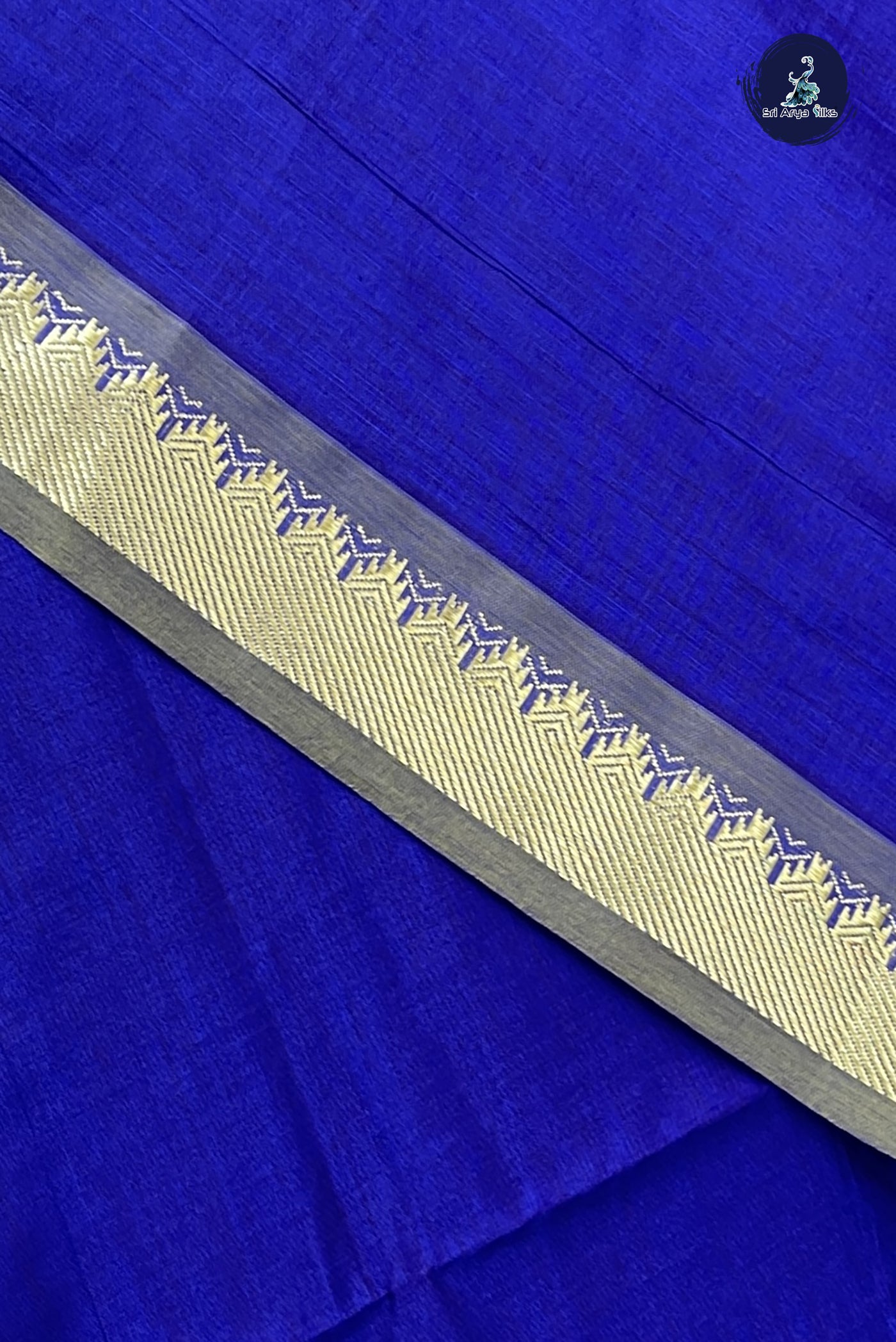 Violet Kanchi Semi Silk Cotton Saree With Plain Pattern