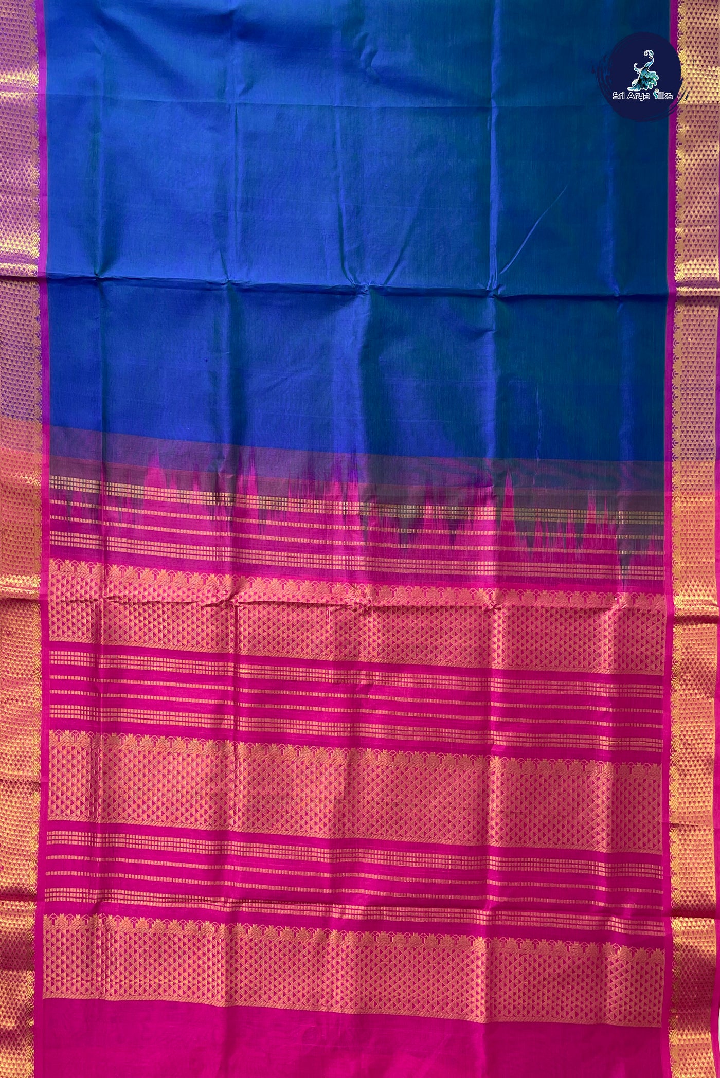 Blue Simple Silk Cotton Saree With Plain Pattern
