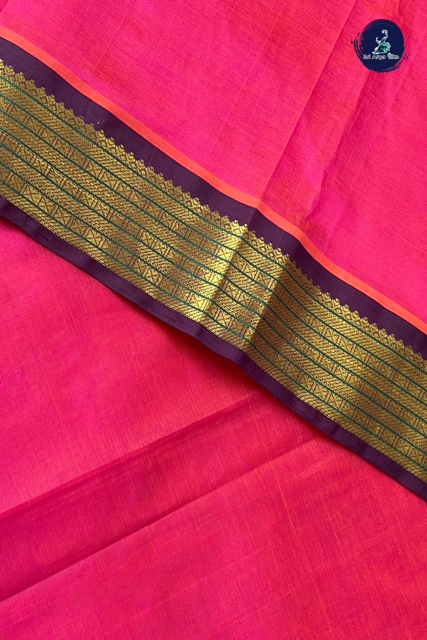 Dual Tone Pink Korvai Silk Cotton Saree With Plain Pattern