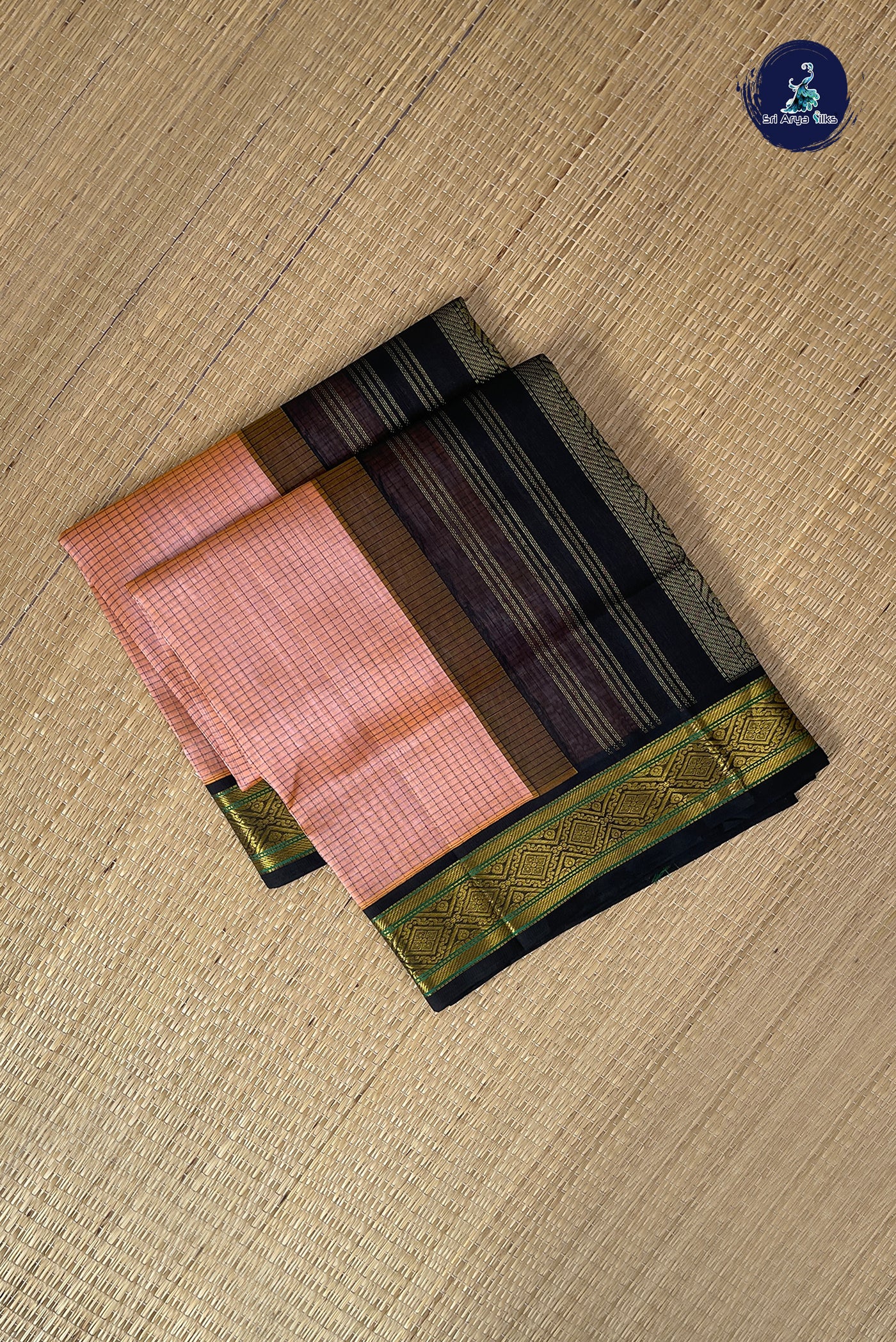 Peach Checked Saree With Checked Pattern