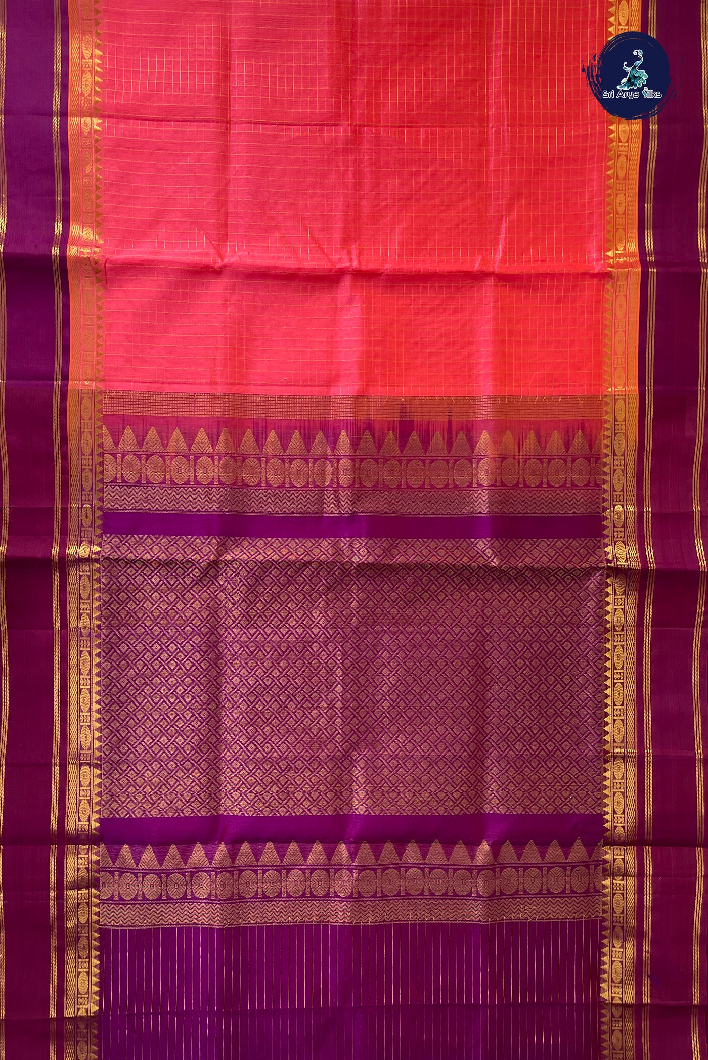Pink Checked Saree With Zari Checked Pattern
