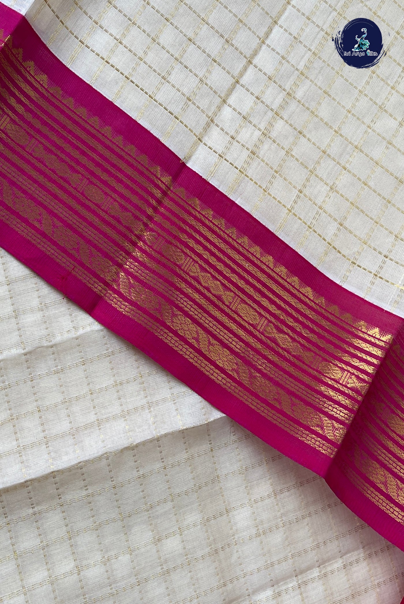 Off White Checked Saree With Zari Checked Pattern