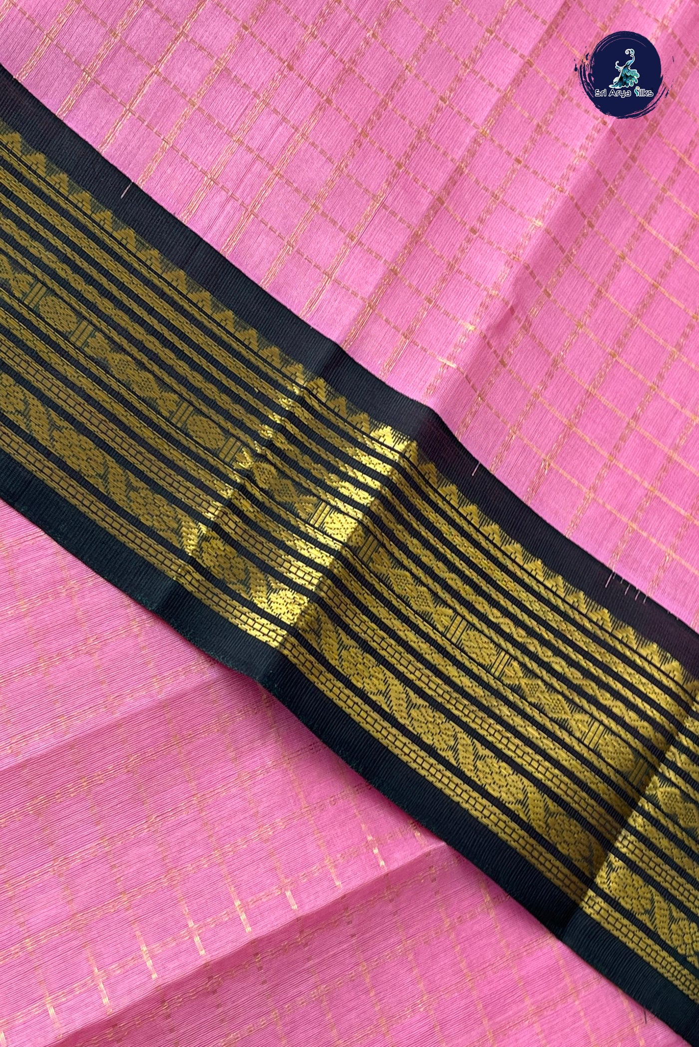 Pink Checked Saree With Zari Checked Pattern