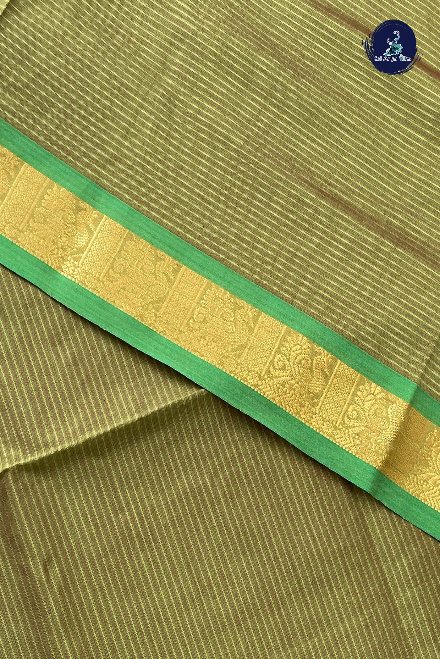 Dual Tone Green Half Pure Silk Cotton Saree With Doria Lines Pattern