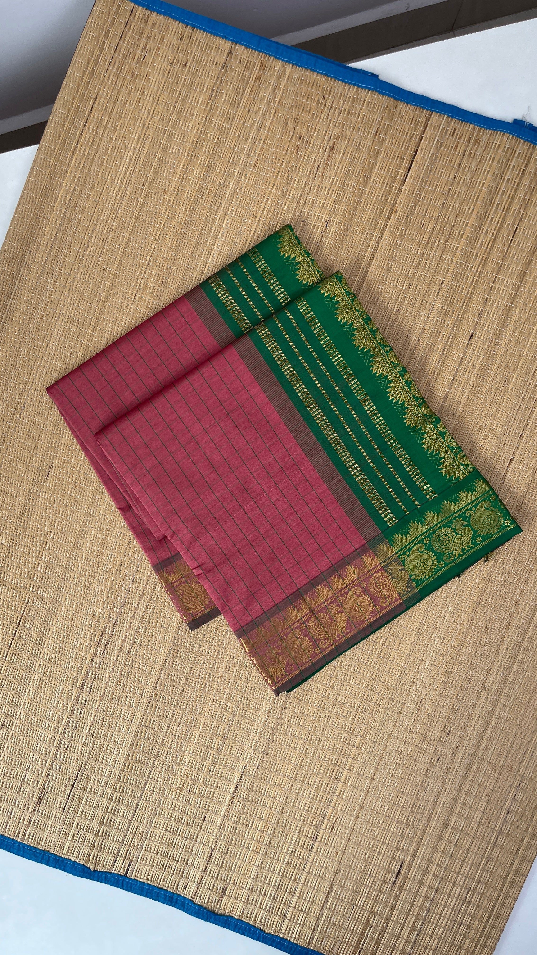 Caramel Shade Checked Saree With Checked Pattern