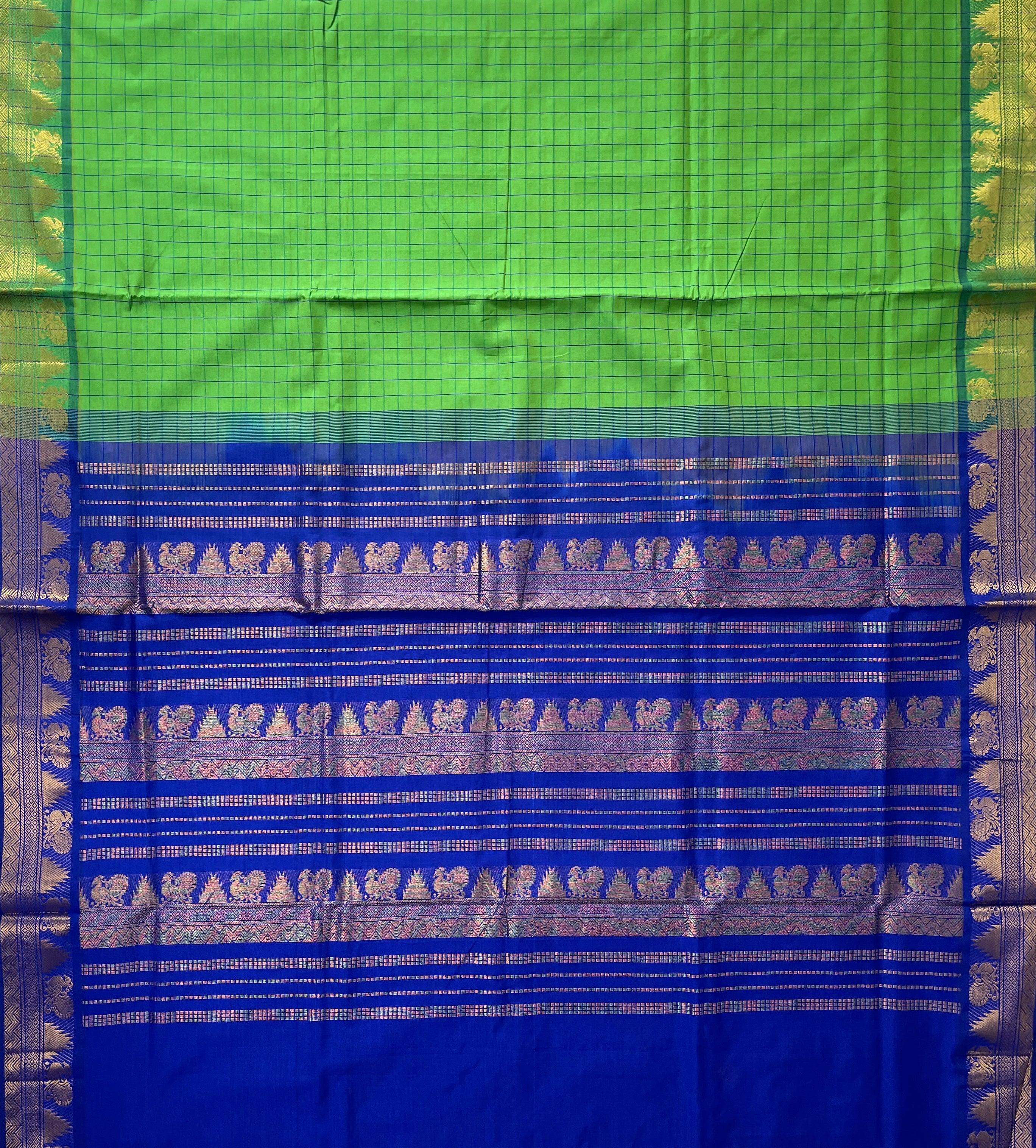 Green Checked Saree With Checked Pattern