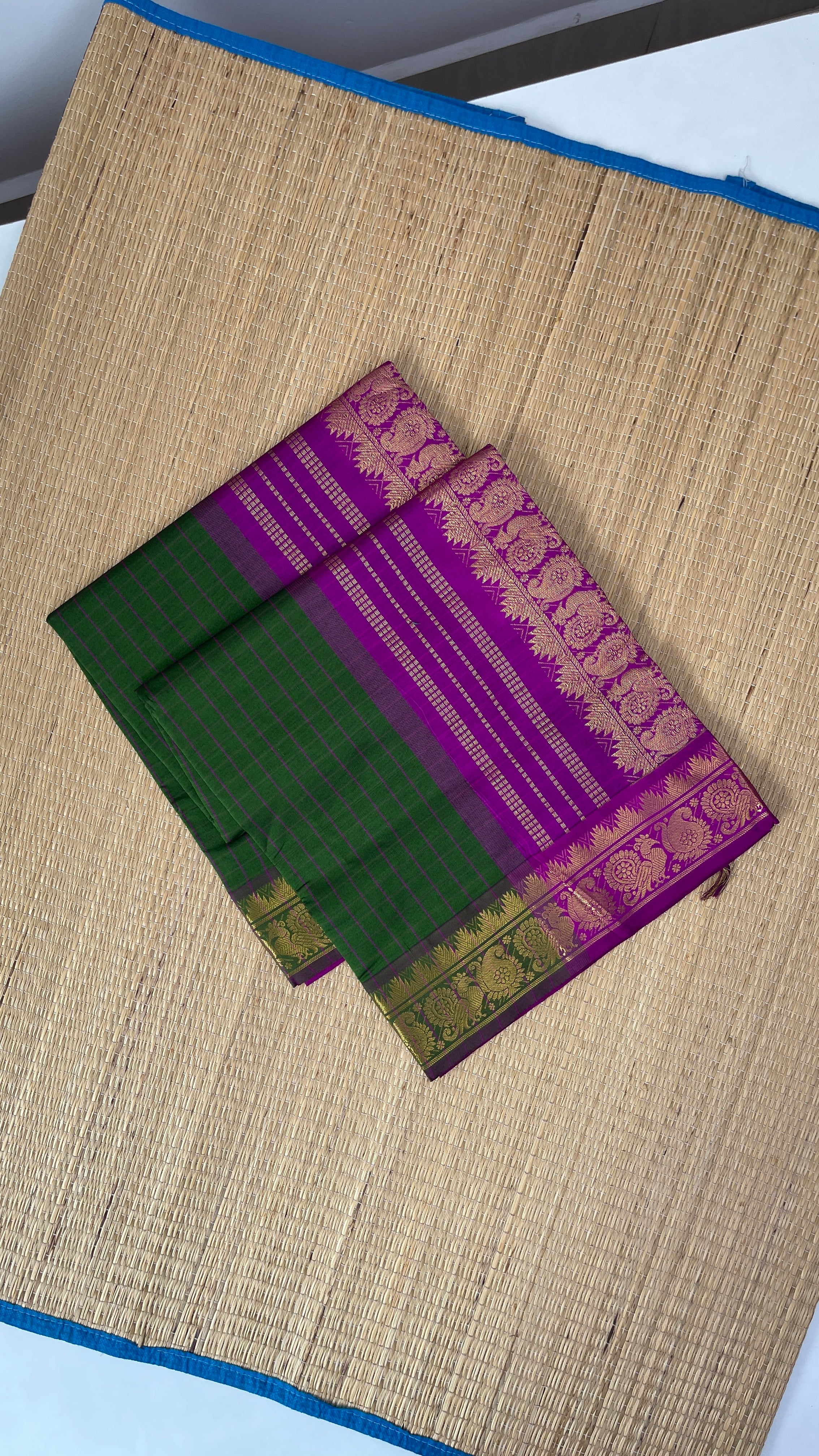 Olive Green Checked Saree With Checked Pattern