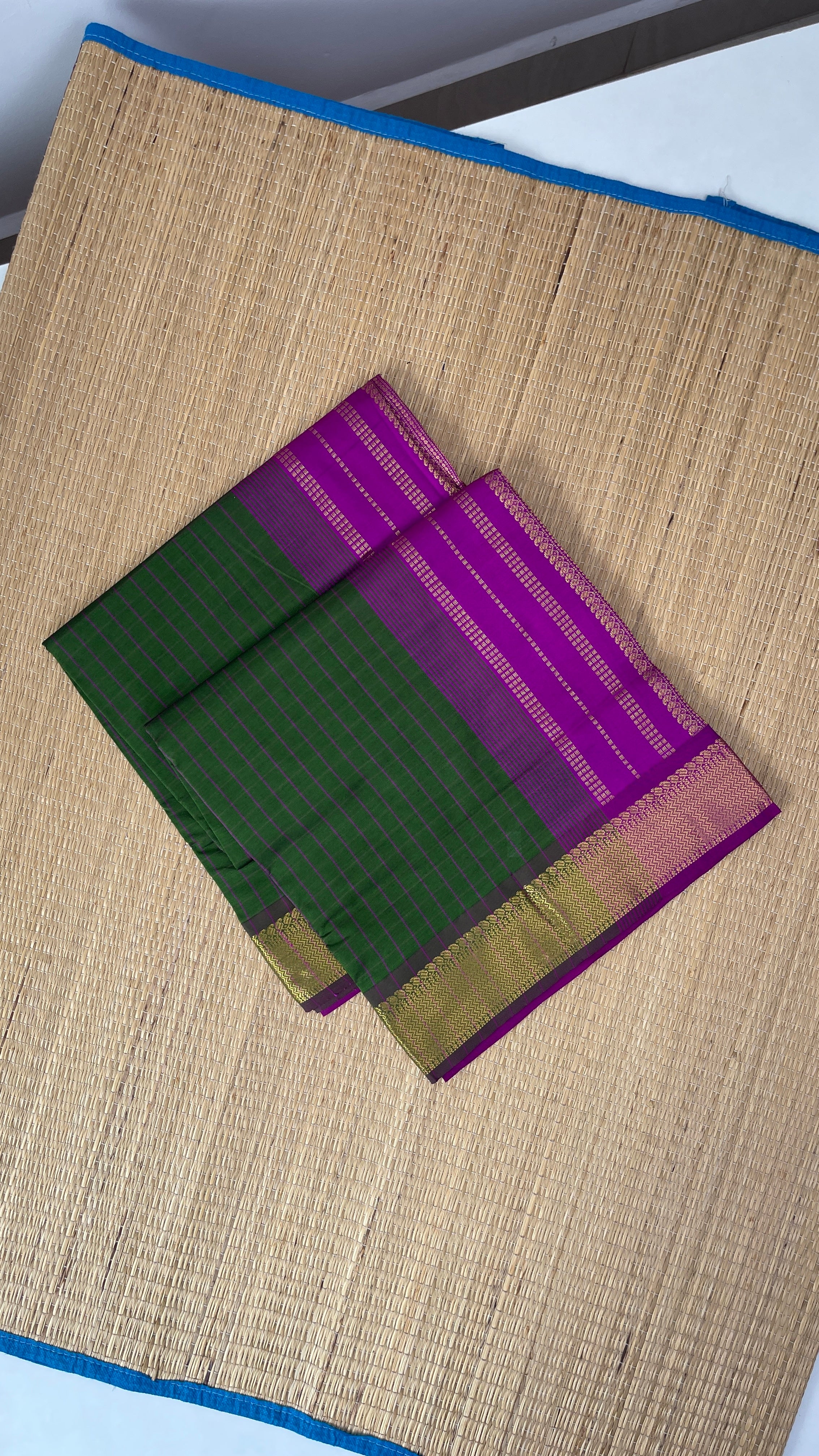 Olive Green Checked Saree With Checked Pattern