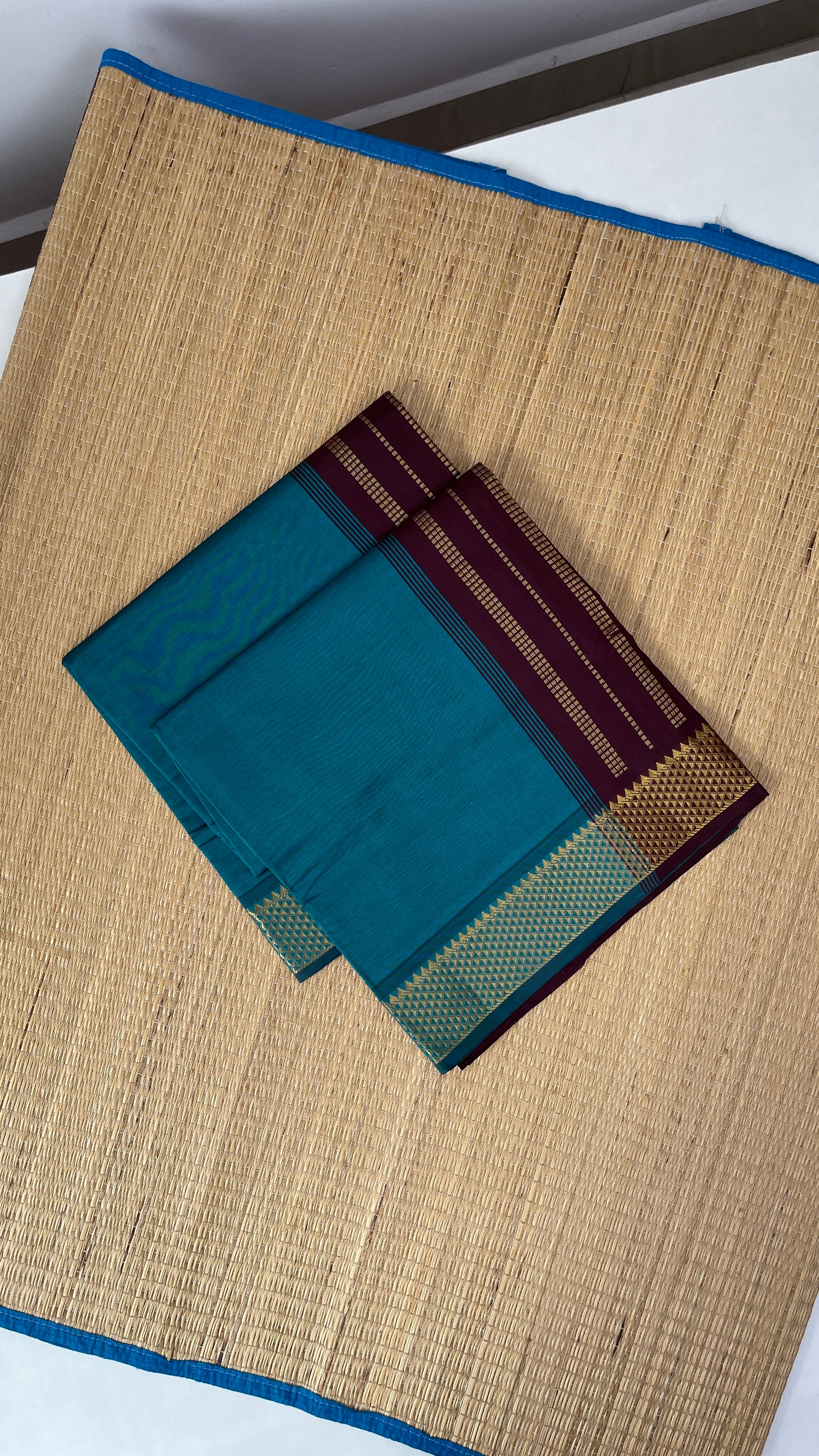 Peacock Blue Half Pure Silk Cotton Saree With Plain Pattern