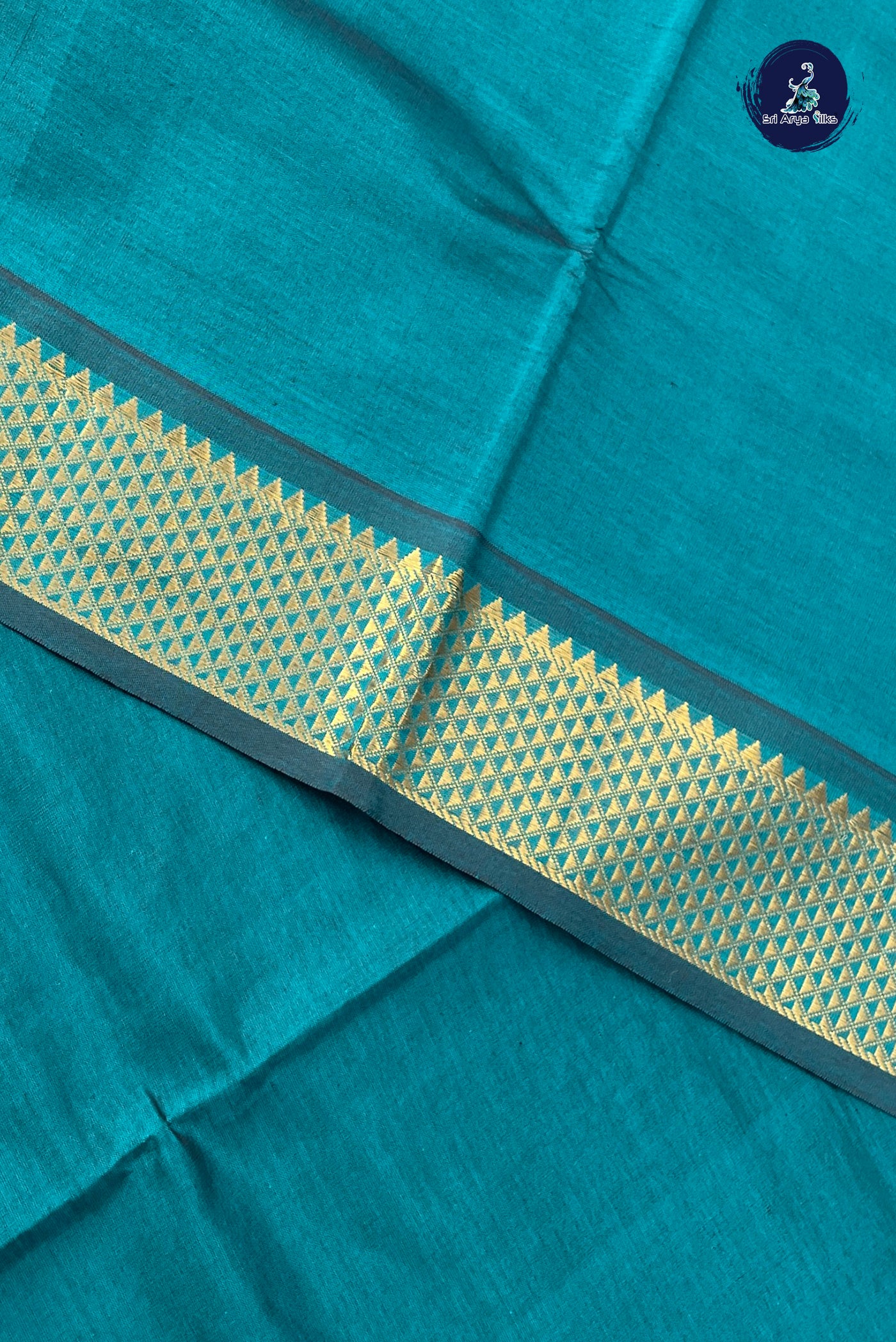 Peacock Blue Half Pure Silk Cotton Saree With Plain Pattern