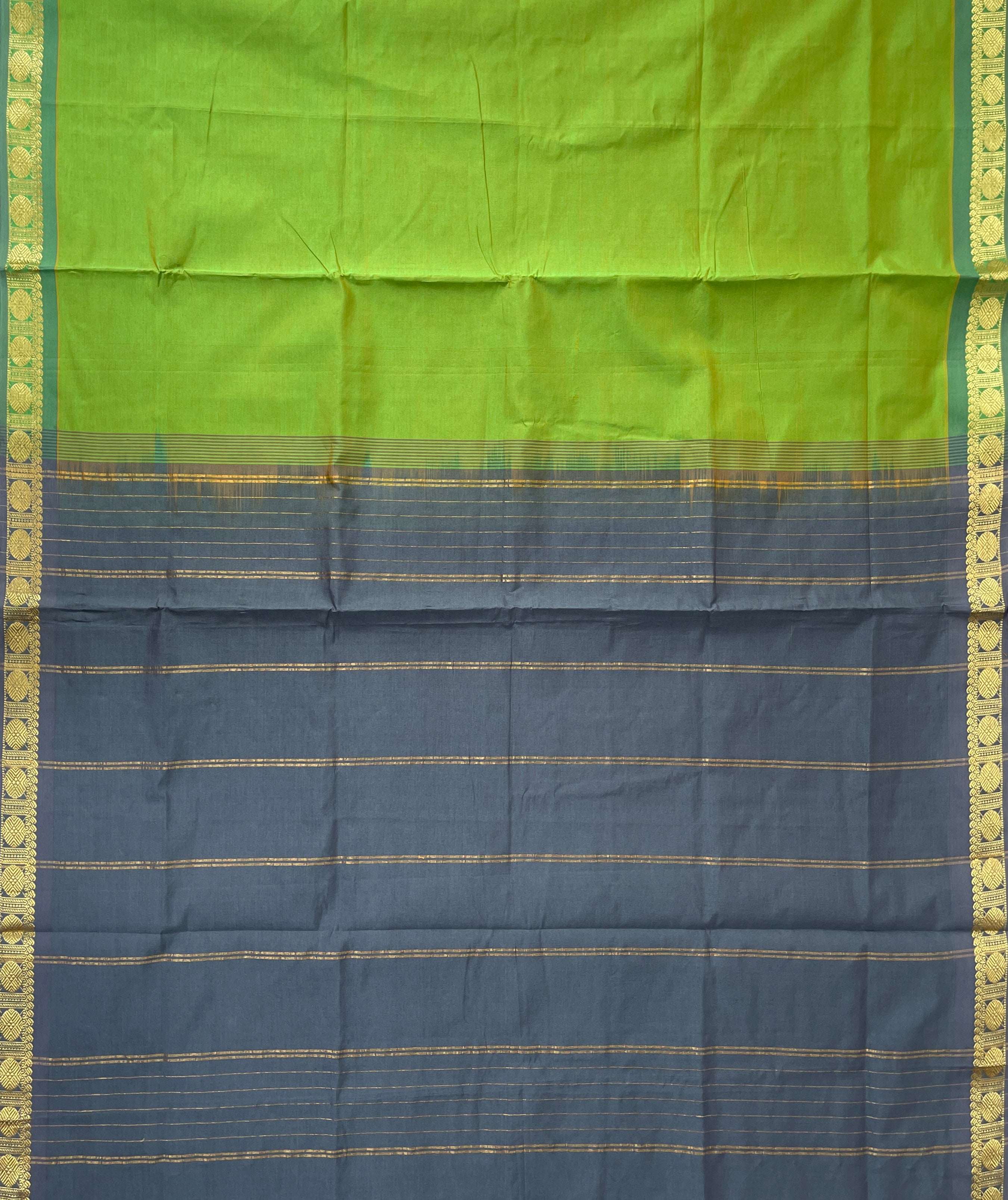 Light Green Half Pure Silk Cotton Saree With Plain Pattern