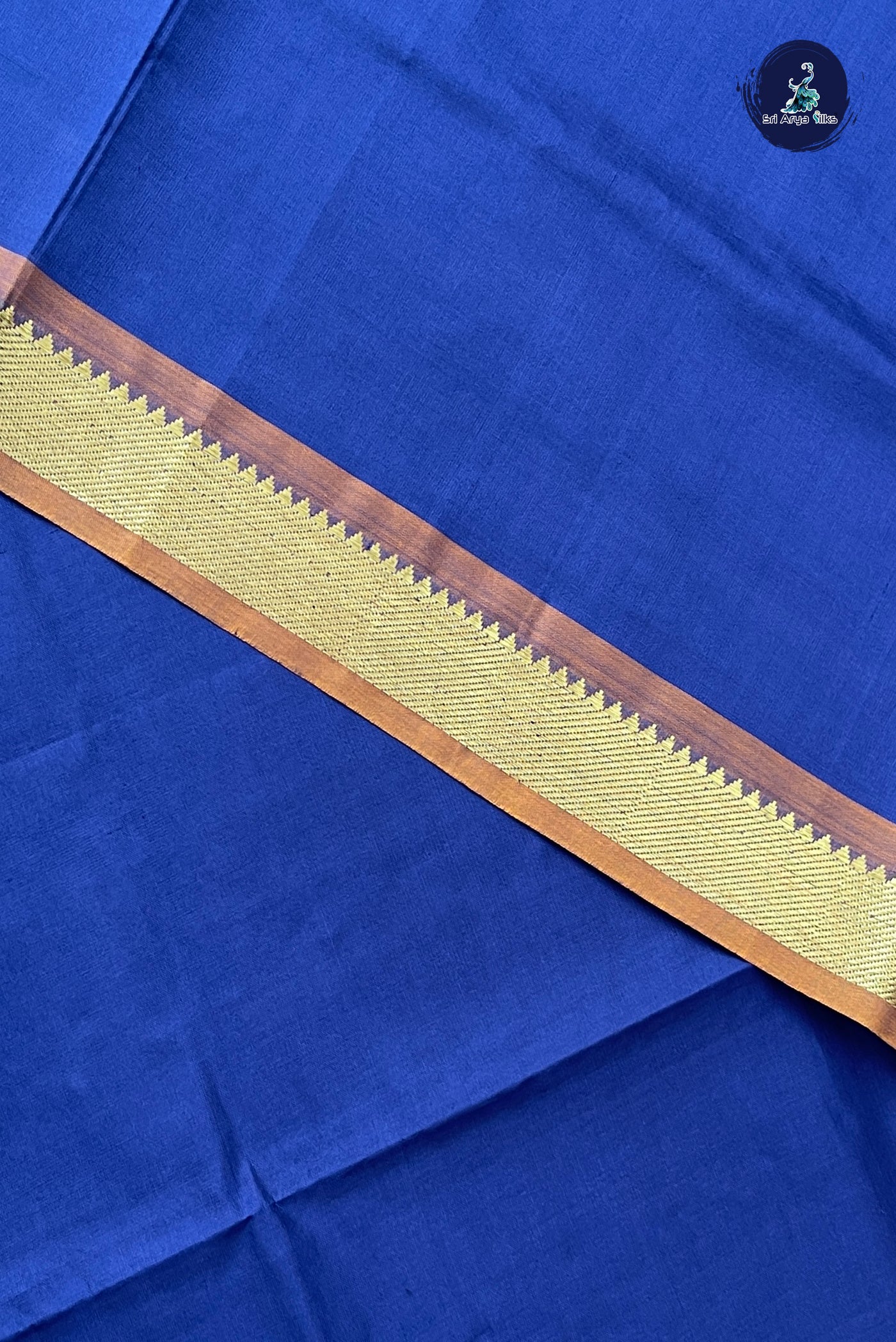 Blue Half Pure Silk Cotton Saree With Plain Pattern