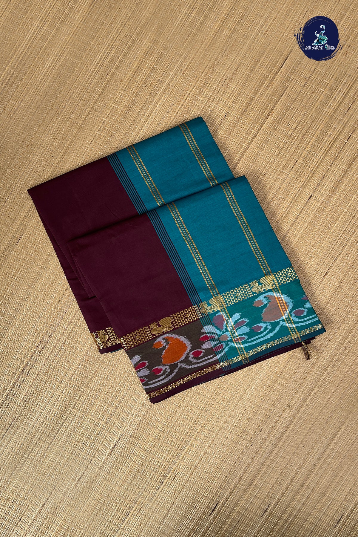 Brown Half Pure Silk Cotton Saree With Plain Pattern