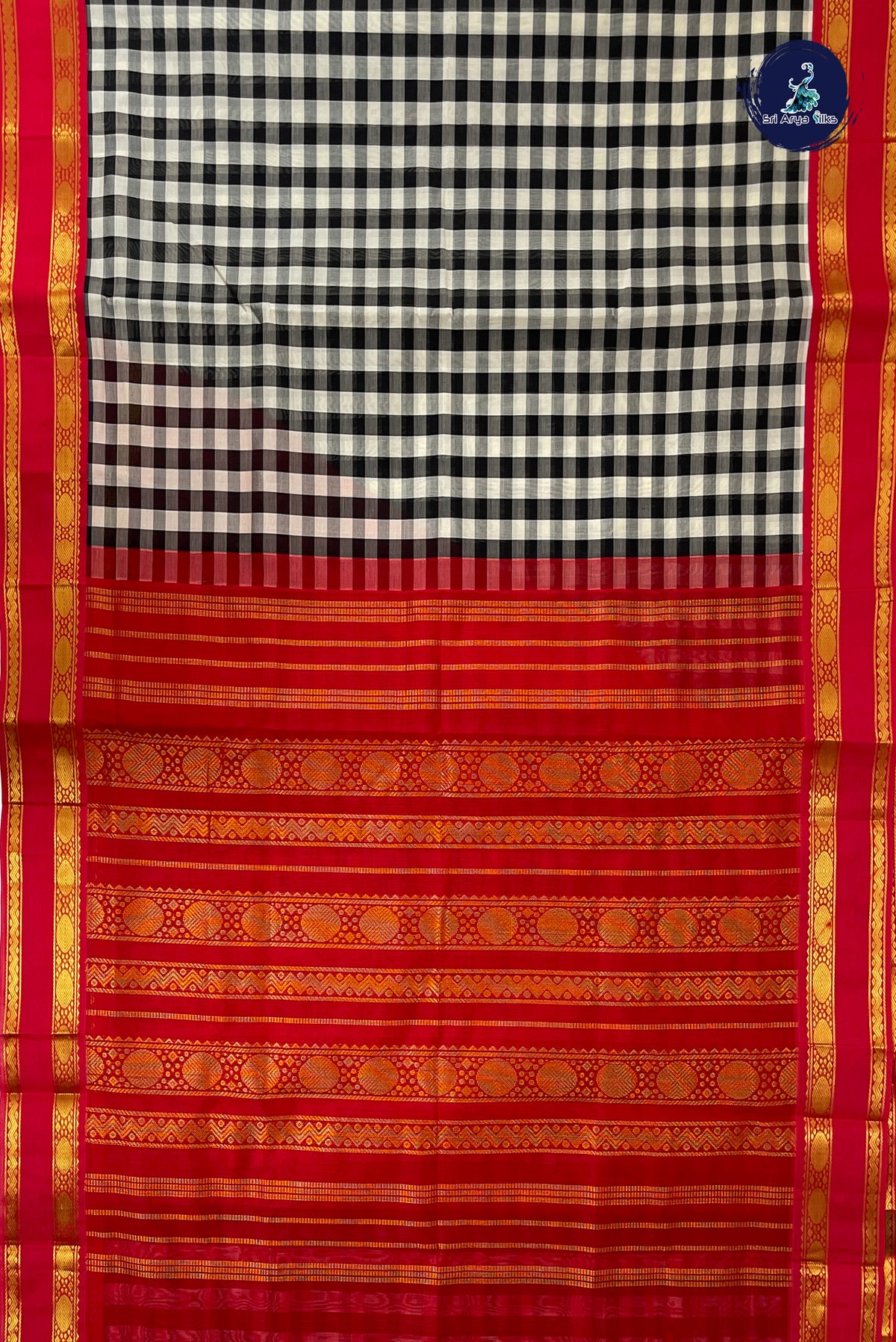 Multi Colour Checked Saree With Checked Pattern