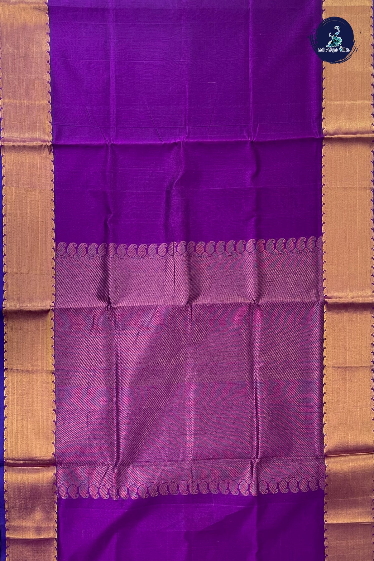 Violet Bridal Silk Cotton Saree With Plain Pattern