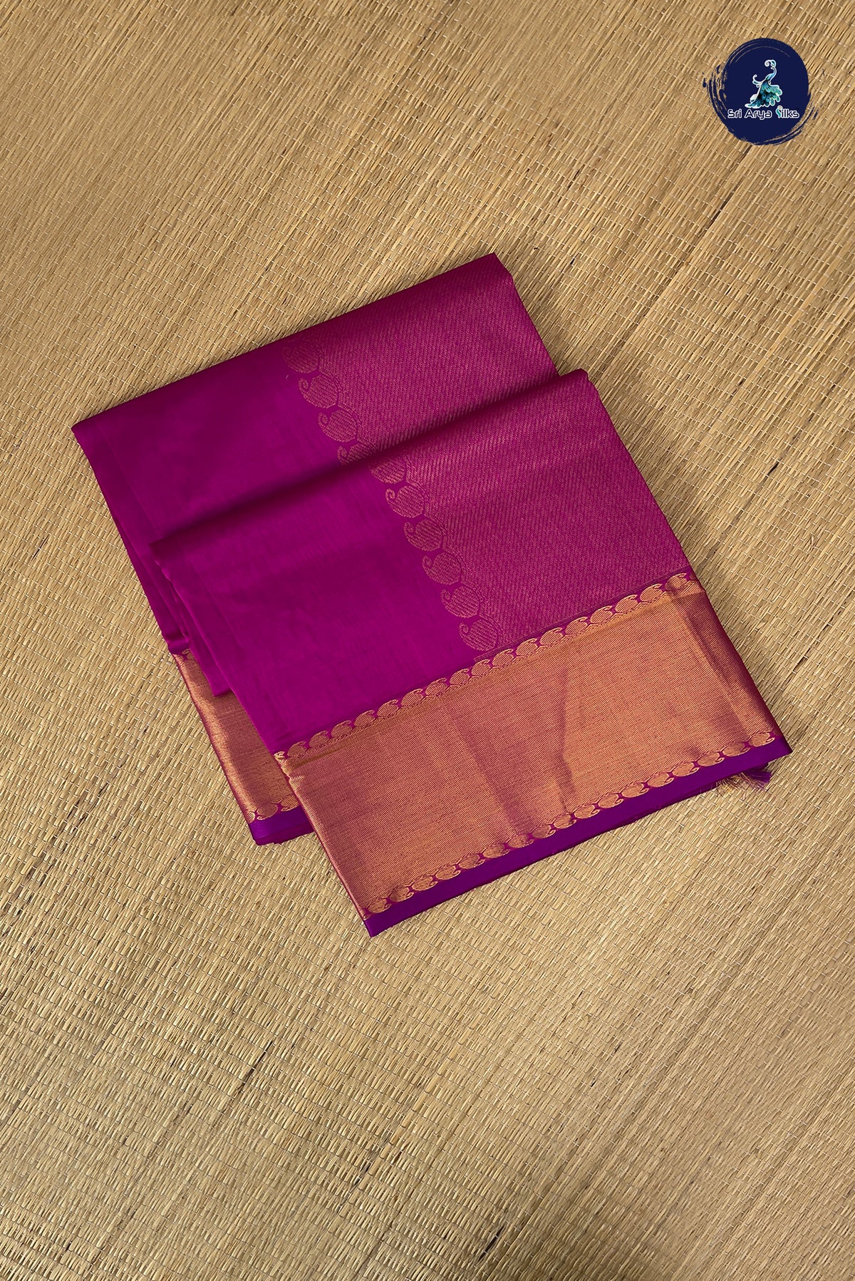 Magenta Pink Bridal Silk Cotton Saree With Plain Pattern