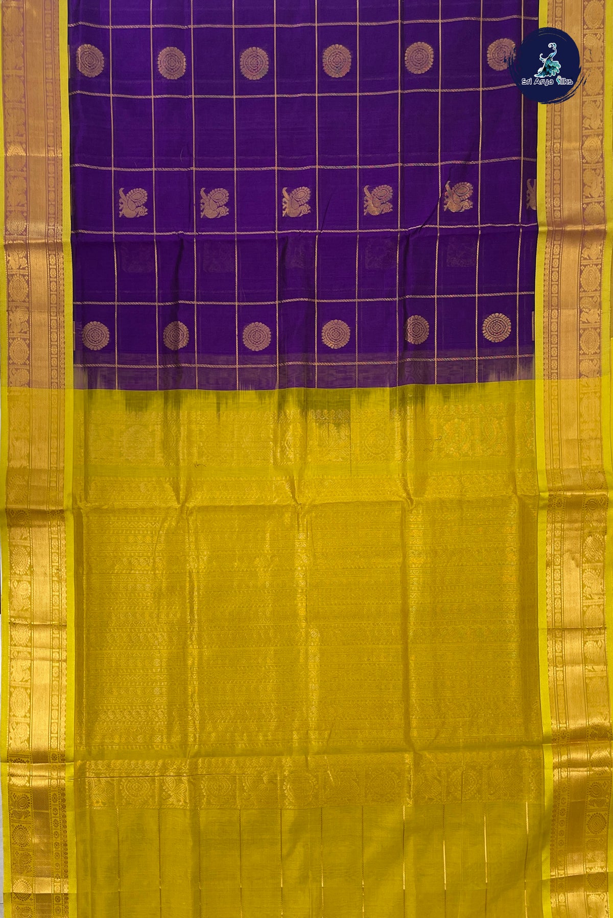 Violet Bridal Silk Cotton Saree With Mayil Chakram Butta Pattern