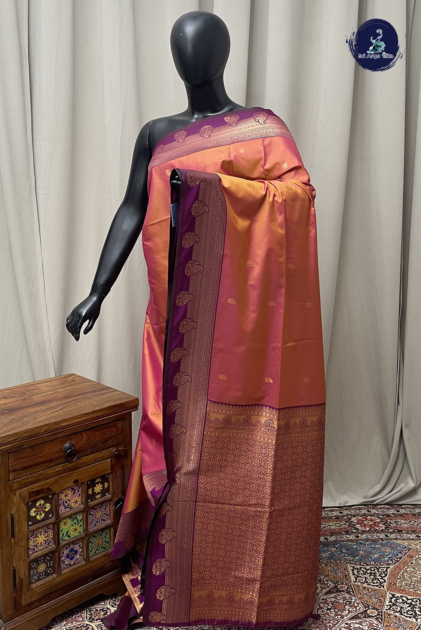 Dual Tone Pink Semi Silk Saree With Zari Buttas Pattern
