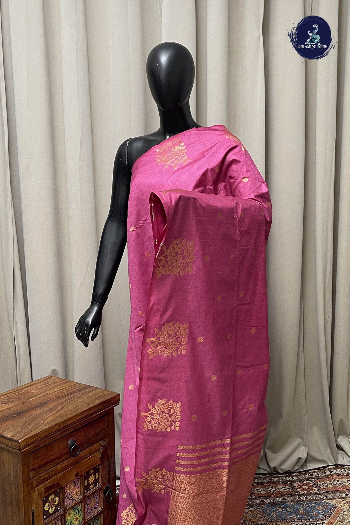 Onion Pink Semi Silk Saree With Buttas Pattern