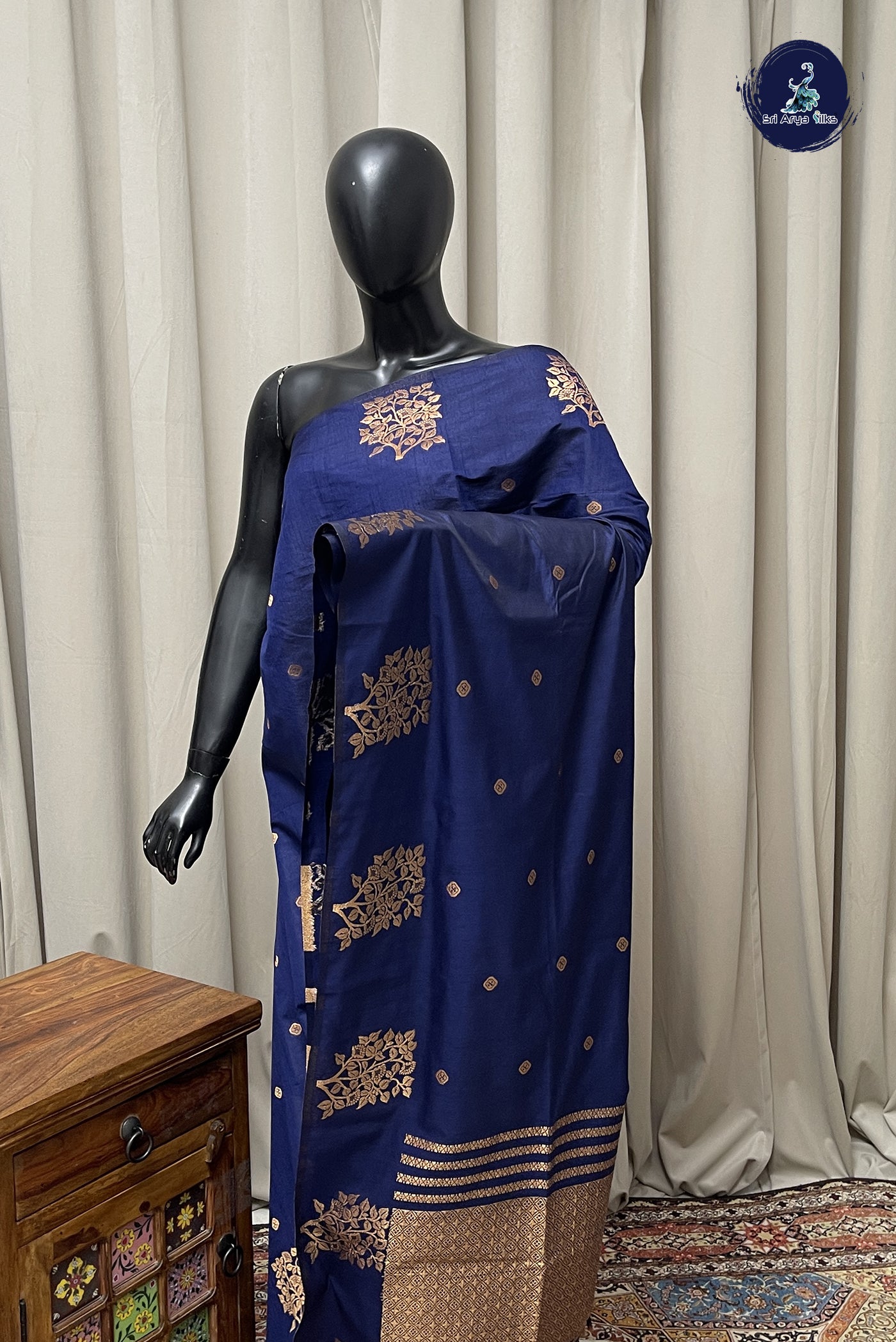 Navy Blue Semi Silk Saree With Buttas Pattern