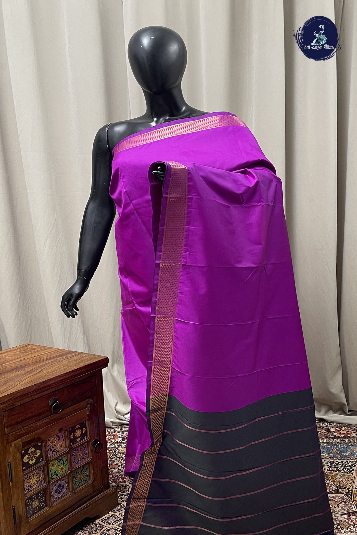 Purple Semi Silk Saree With Plain Pattern