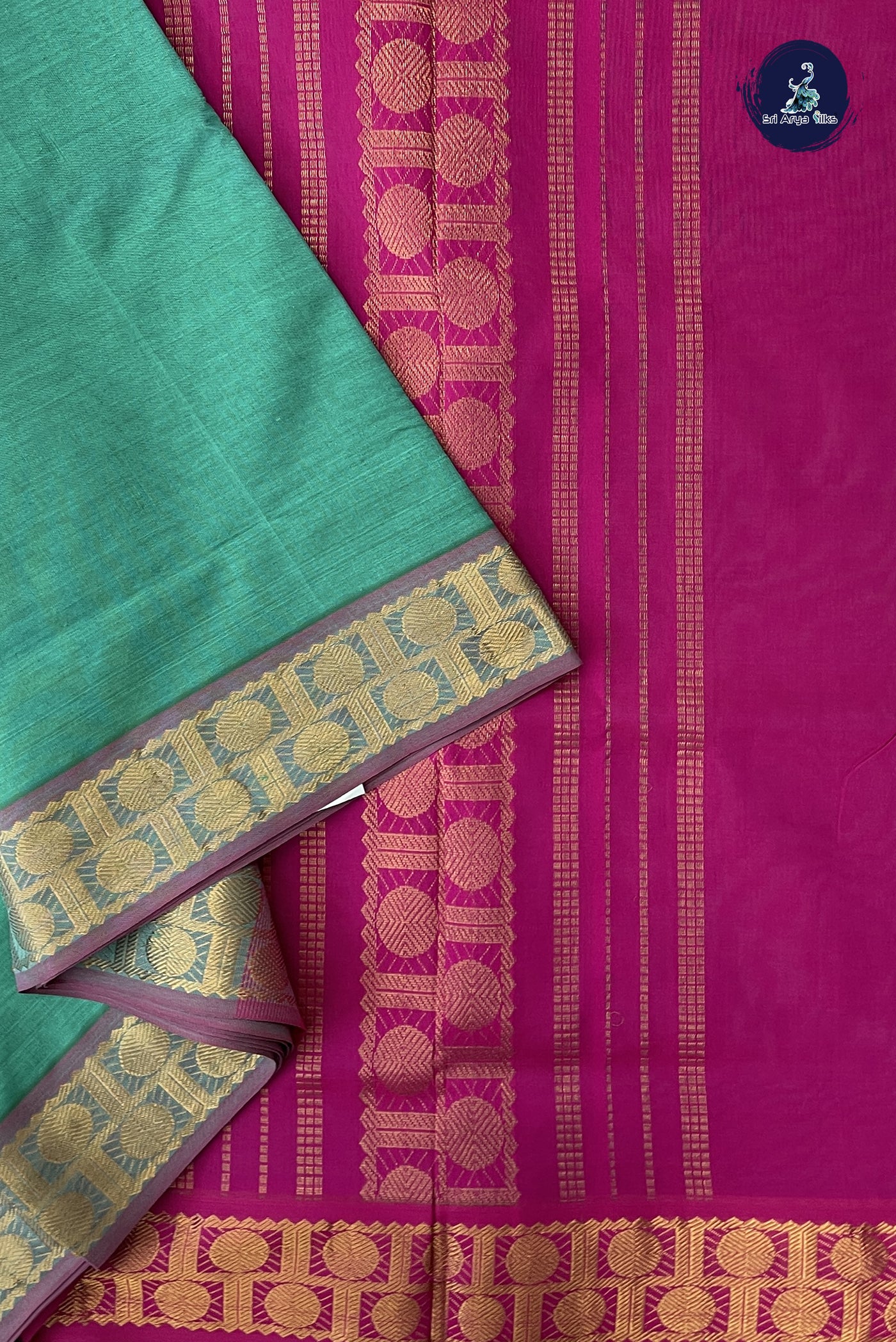 Green Madisar Semi Silk Cotton Saree With Plain Pattern