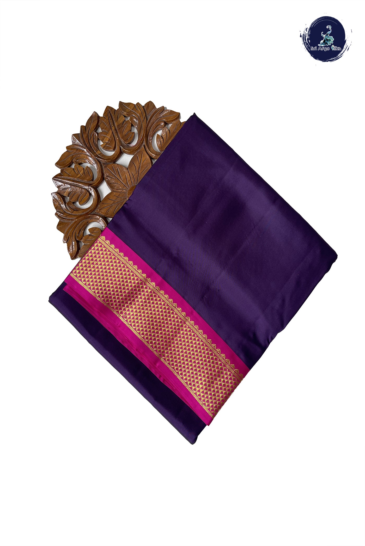 Jamun Madisar 10 Yards Silk Saree With Plain Pattern