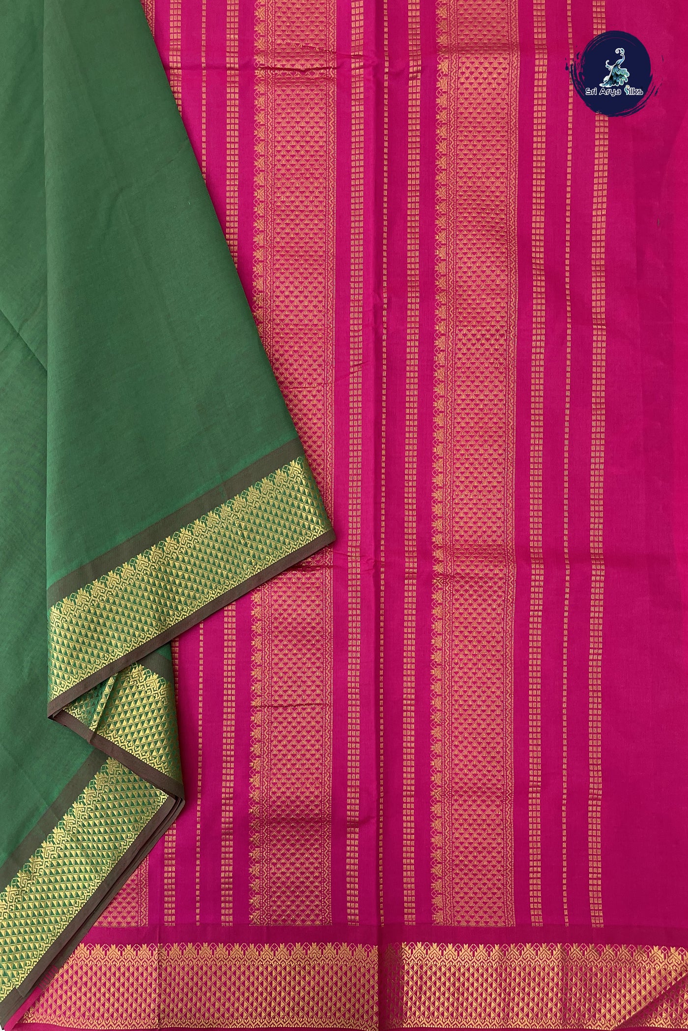 Green Madisar Semi Silk Cotton Saree With Plain Pattern