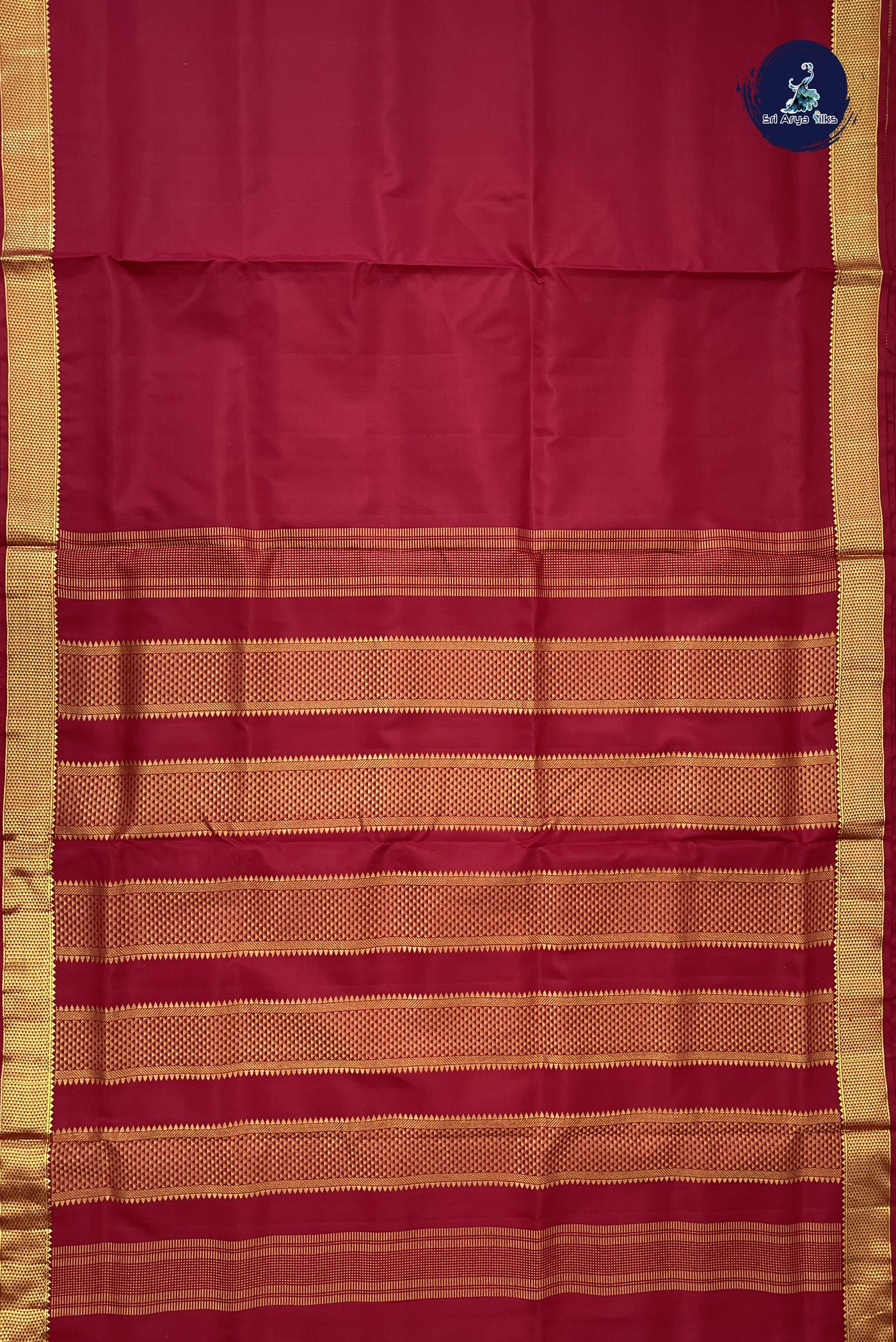Maroon Madisar 10 Yards Silk Saree With Plain Pattern