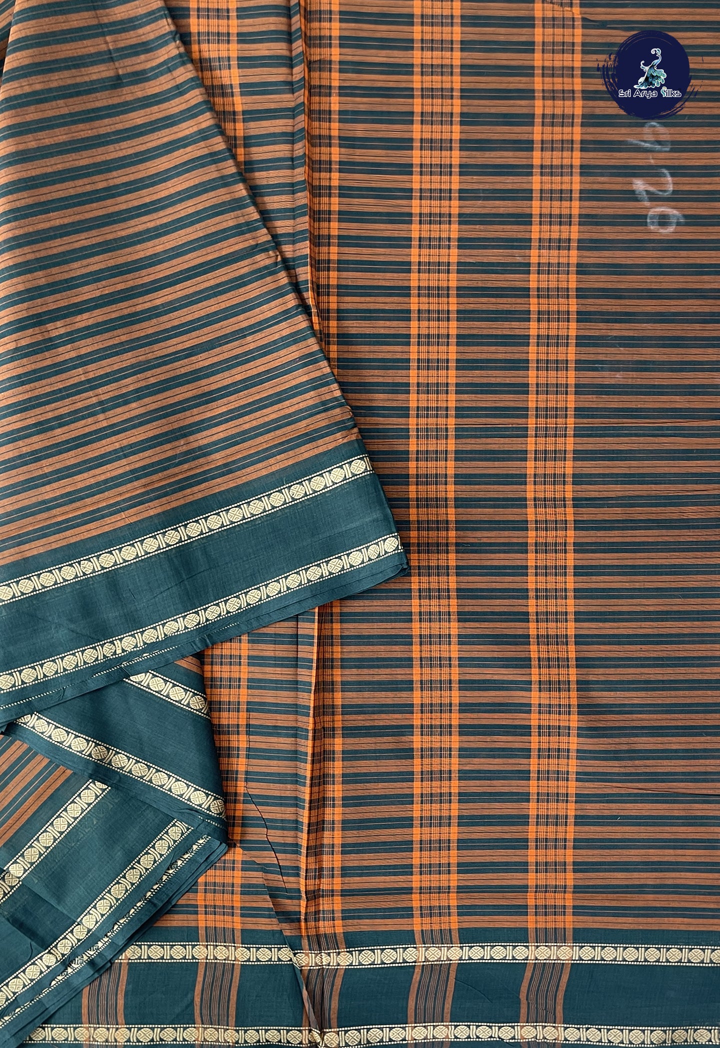 Bottle Green 10 Yards Madisar Cotton Saree With Stripes Pattern