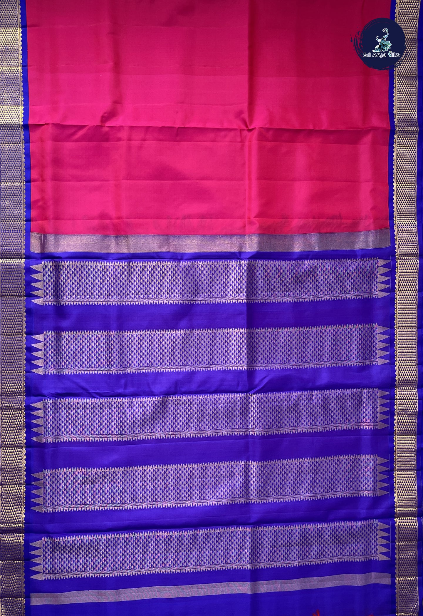 Dark Pink Madisar 10 Yards Silk Saree With Plain Pattern