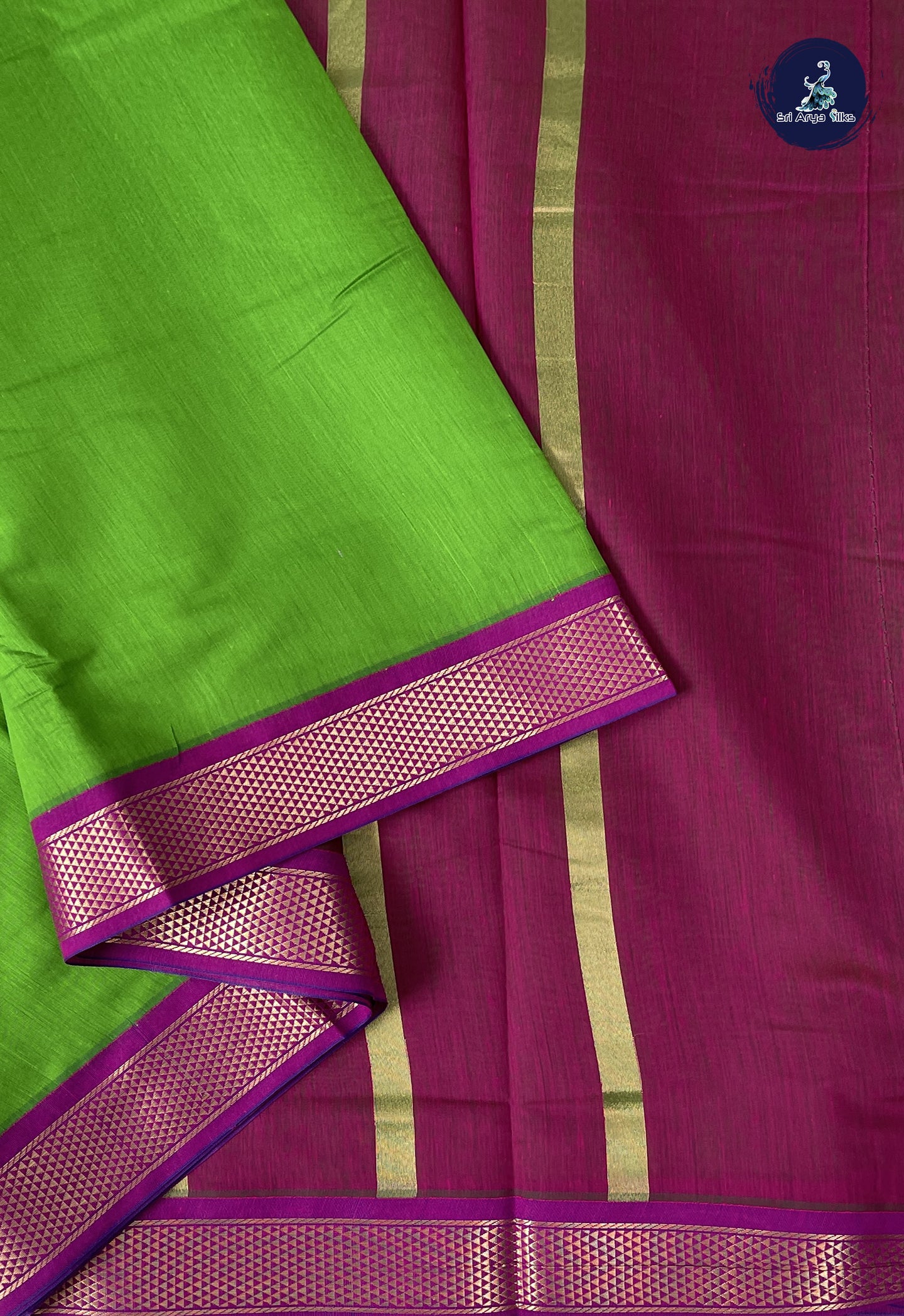 Light Green Madisar Semi Silk Cotton Saree With Plain Pattern