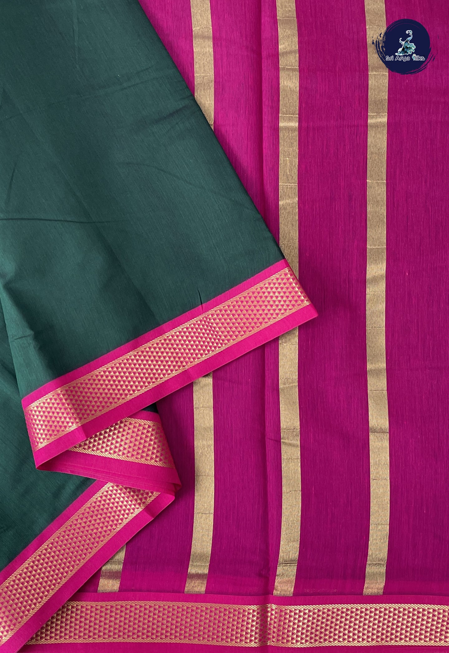 Bottle Green Madisar Semi Silk Cotton Saree With Plain Pattern