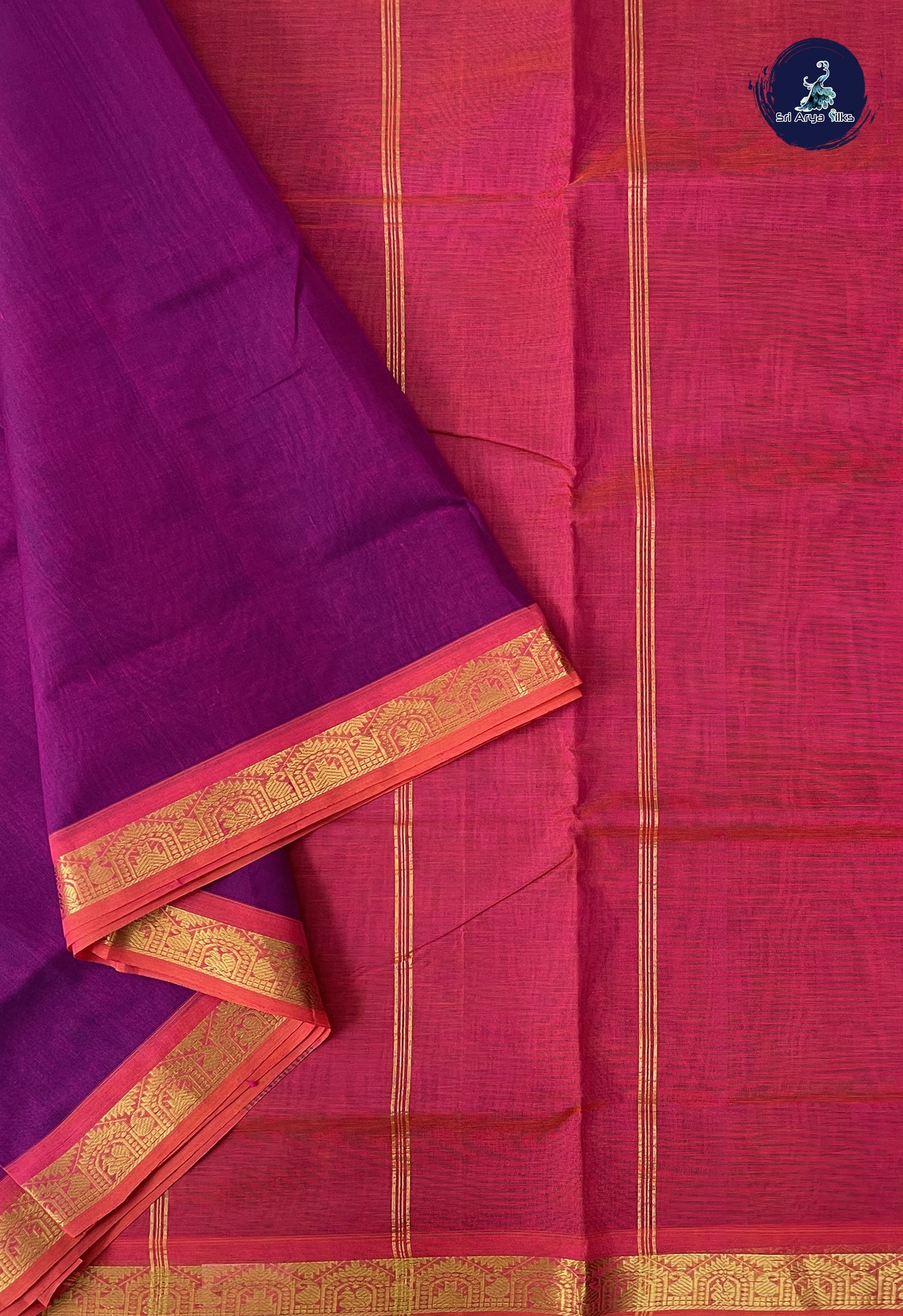 BeetRoot Shade 10 Yards Silk Cotton Saree With Plain Pattern