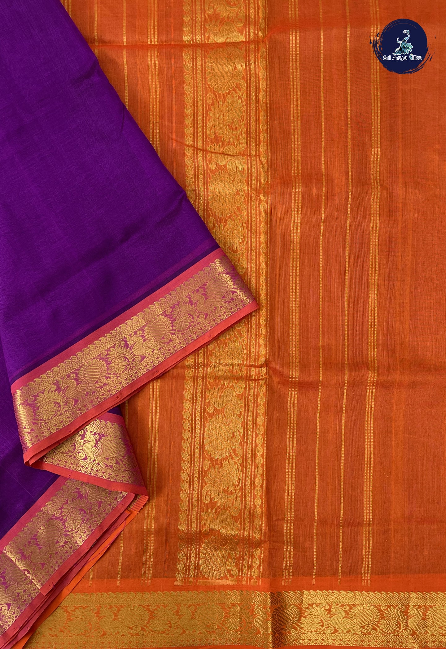 Purple 10 Yards Silk Cotton Saree With Plain Pattern