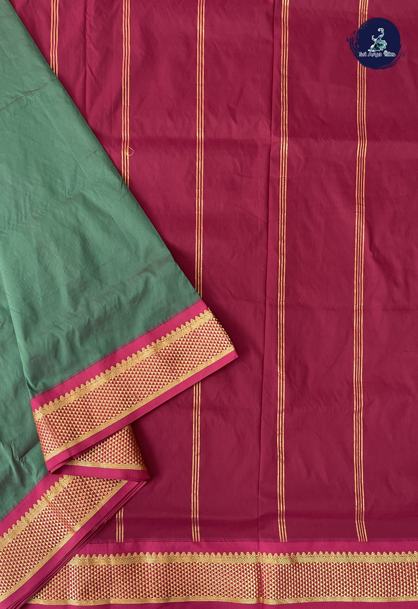 Dual Tone Green 10 Yards Semi Silk With Plain Pattern