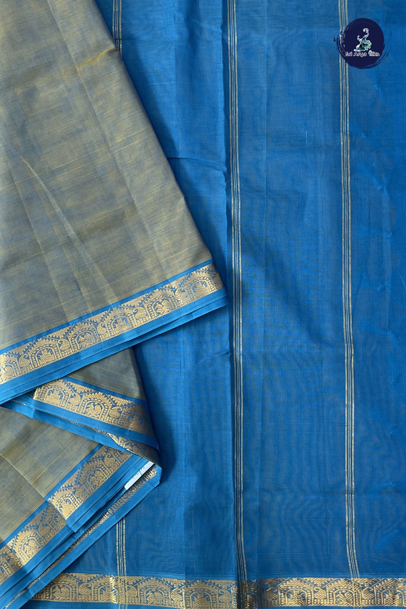 Dual Tone Blue 10 Yards Silk Cotton Saree With Plain Pattern